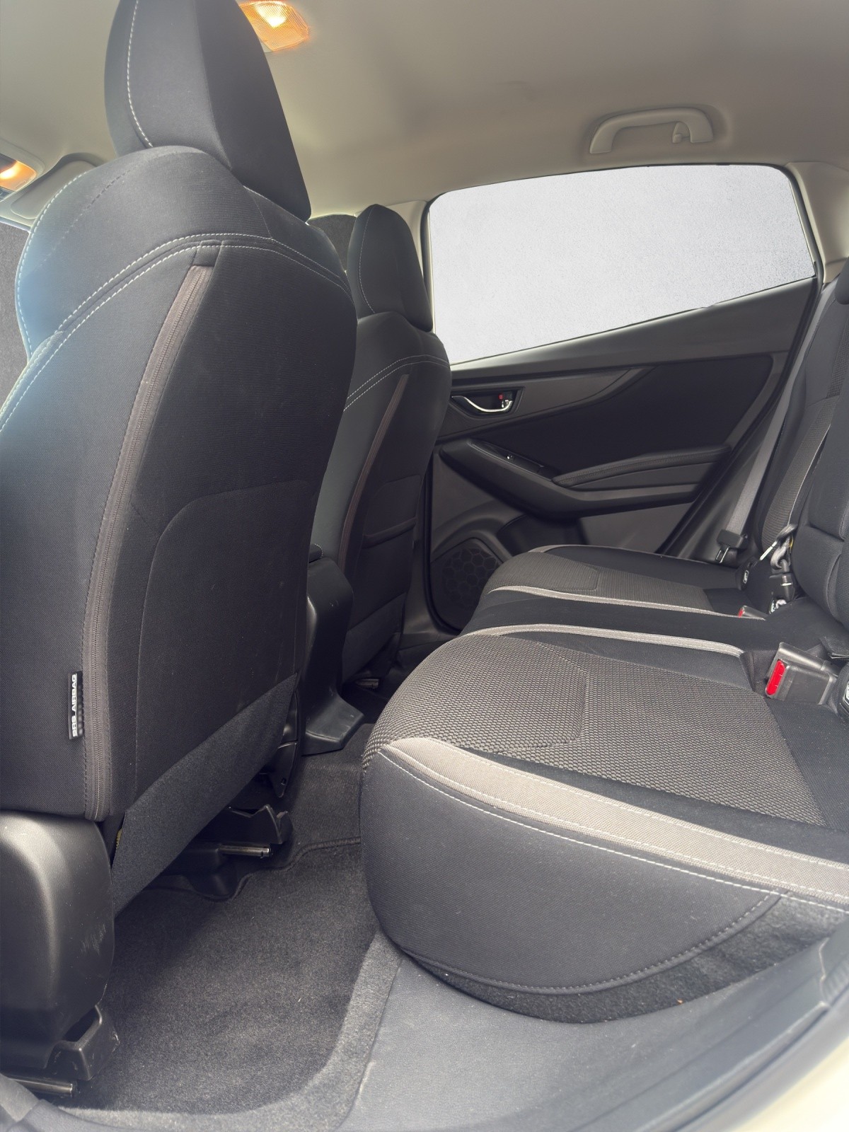 SUBARU Impreza 2.0i e-Boxer Swiss Plus AWD CVT-image-14
