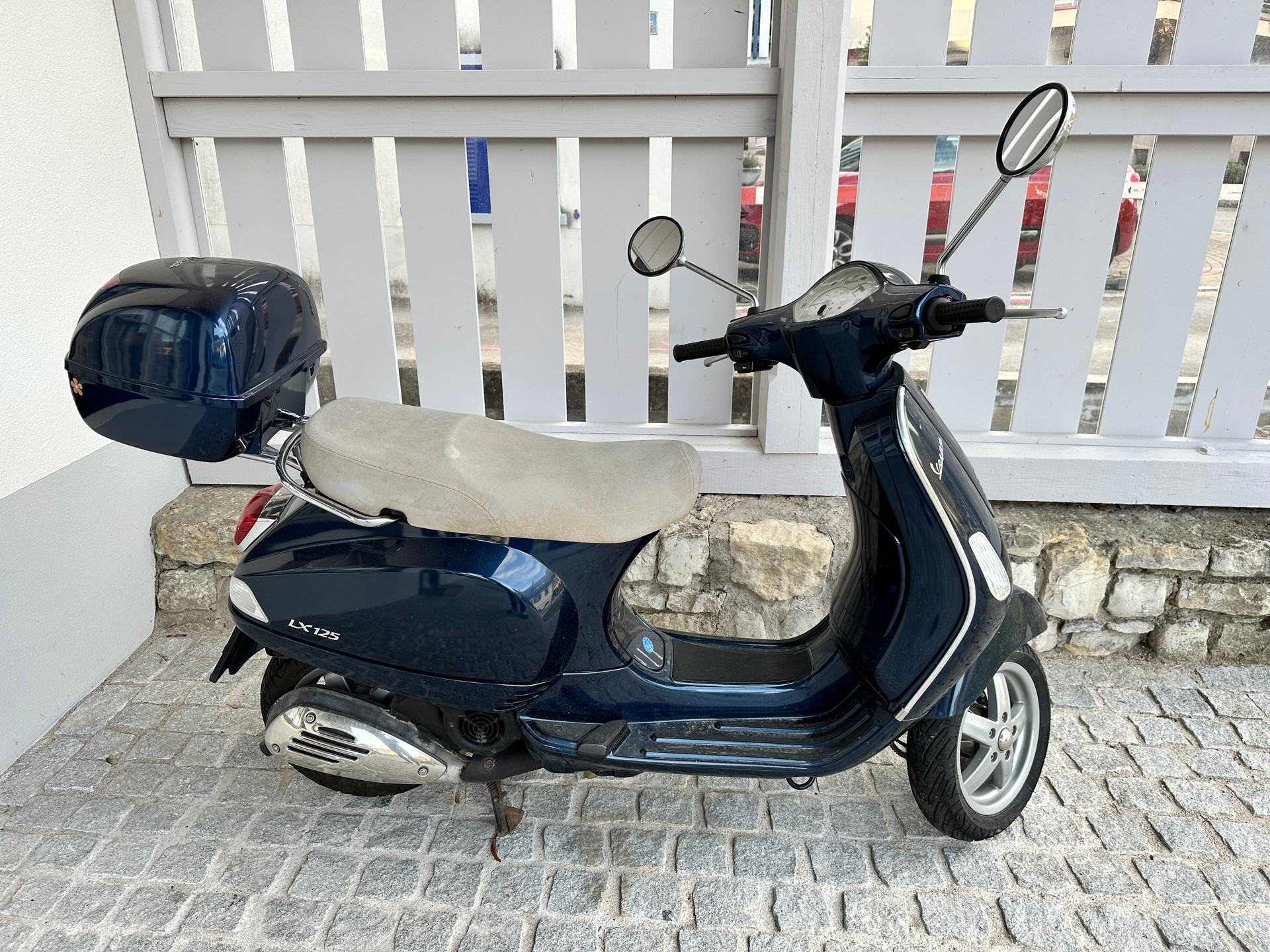 PIAGGIO Vespa 125 LX4-image-0