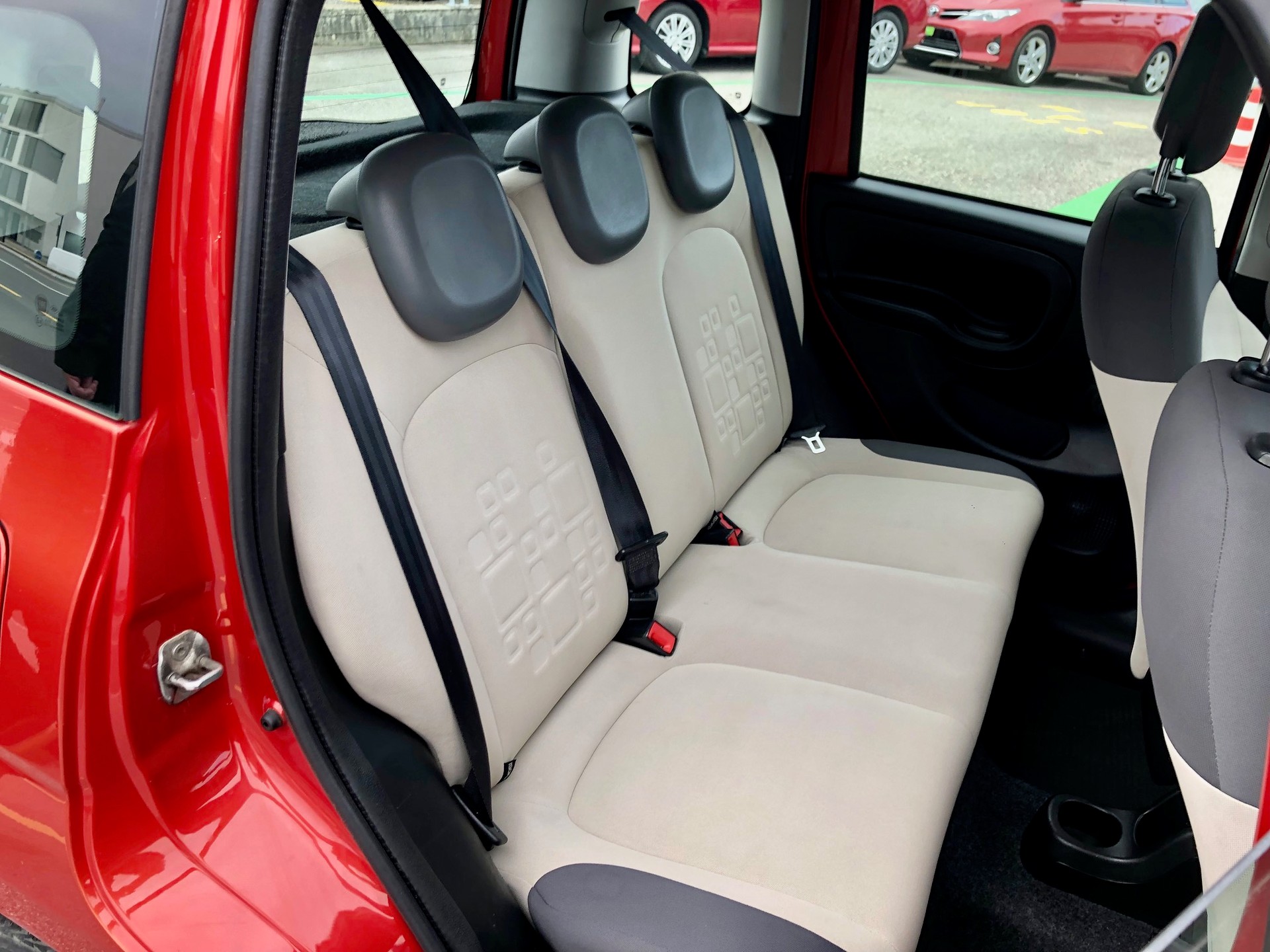 FIAT Panda 1.2 Lounge-image-16