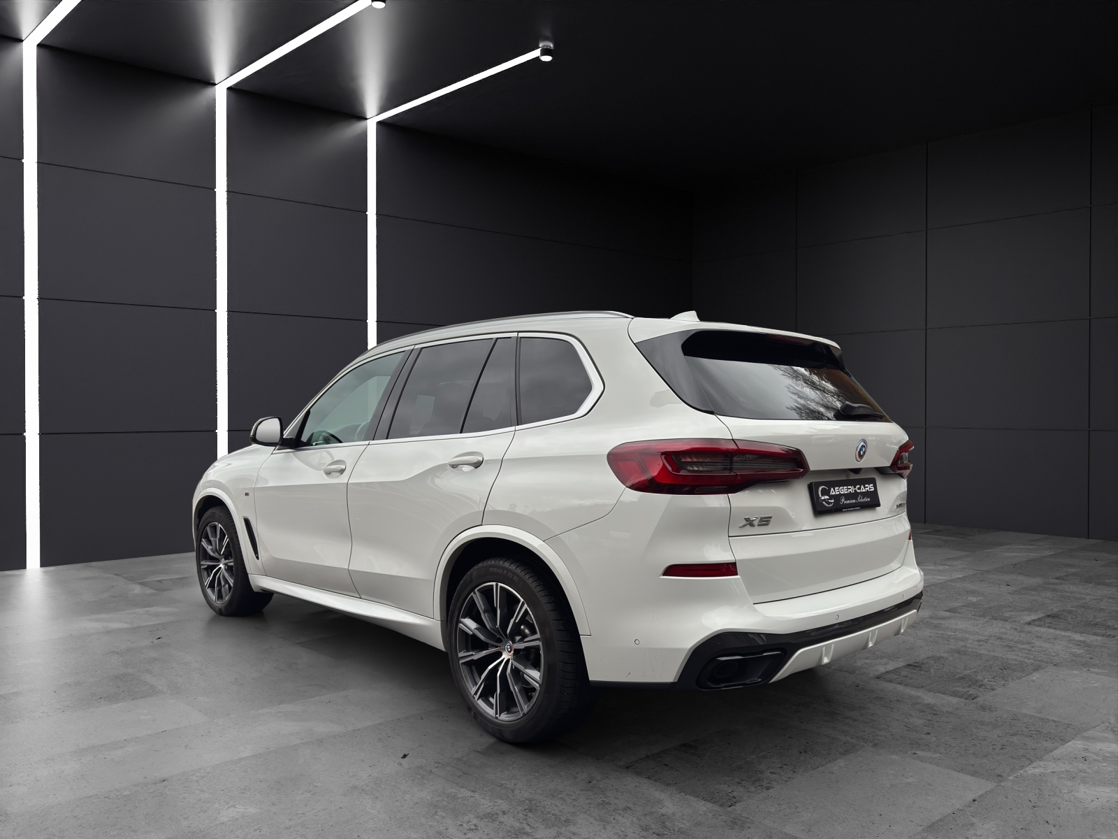 BMW X5 xDrive 25d M Sport Steptronic-image-5
