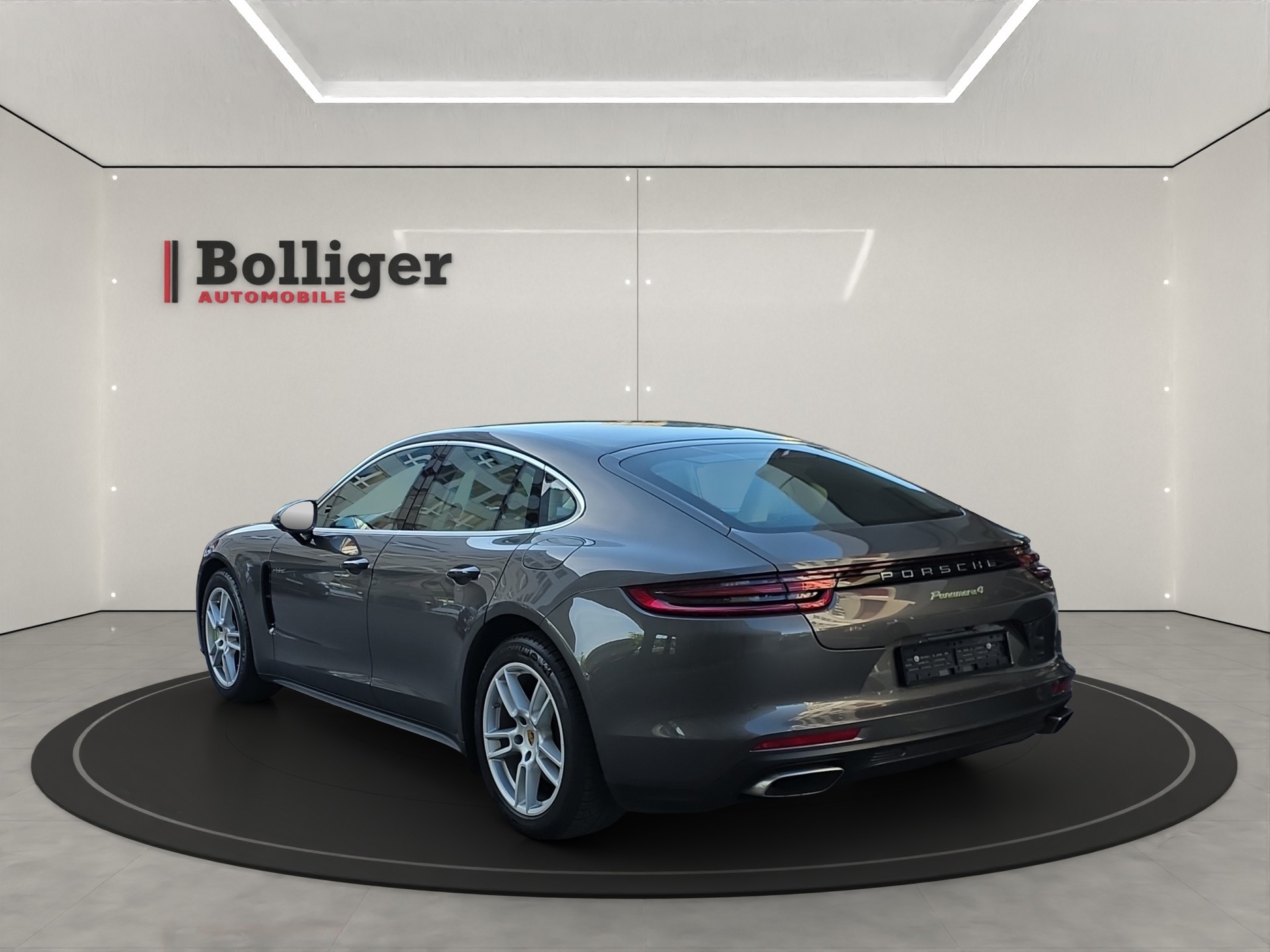 PORSCHE Panamera 4 E-Hybrid PDK-image-9