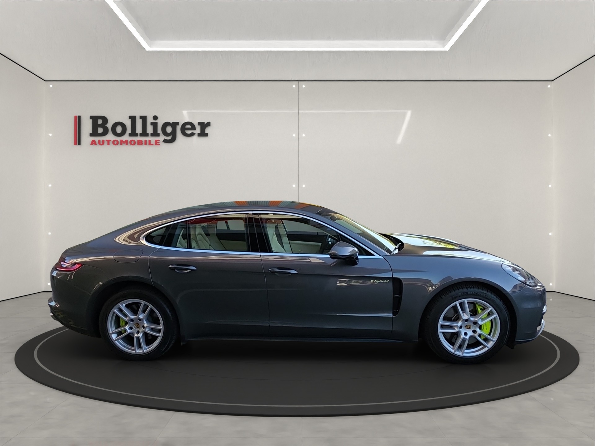 PORSCHE Panamera 4 E-Hybrid PDK-image-3