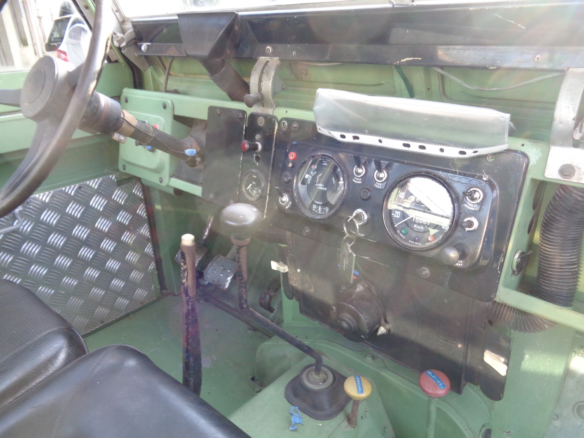 LAND ROVER 88 - 110-image-11