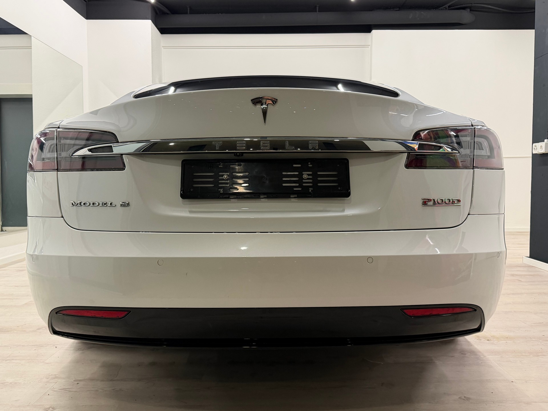 TESLA Model S 100 D Performance-image-7