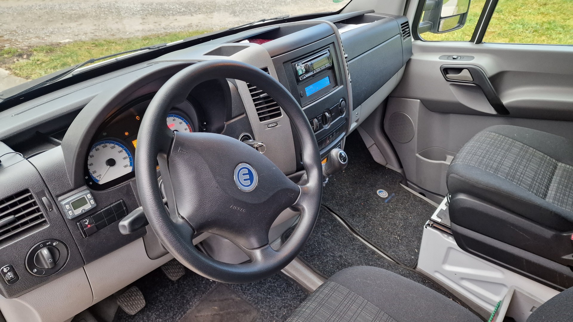 MERCEDES-BENZ Sprinter 516, 3.5t AHK-image-13