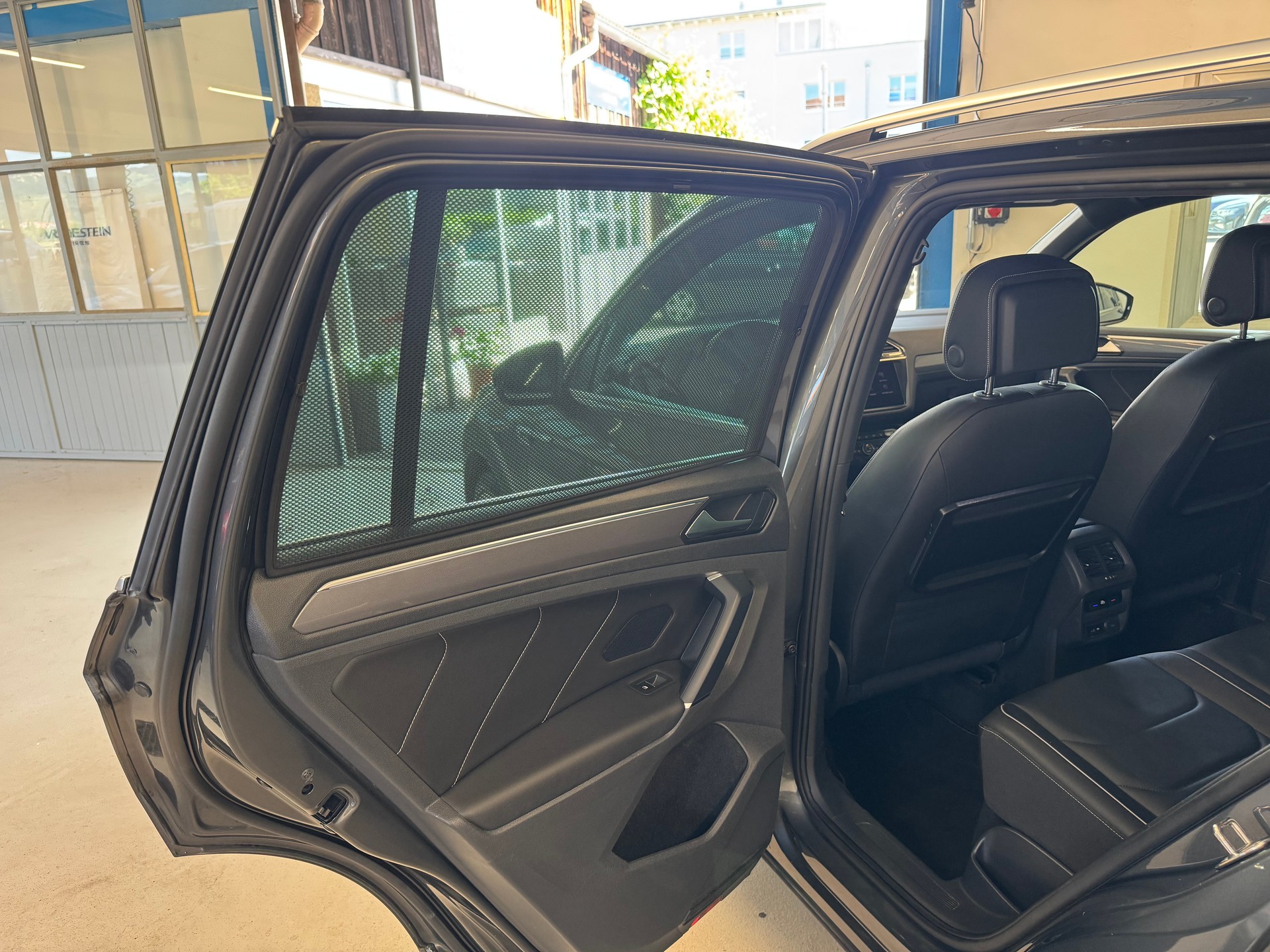VW Tiguan 2.0TSI Highline 4Motion DSG-image-14