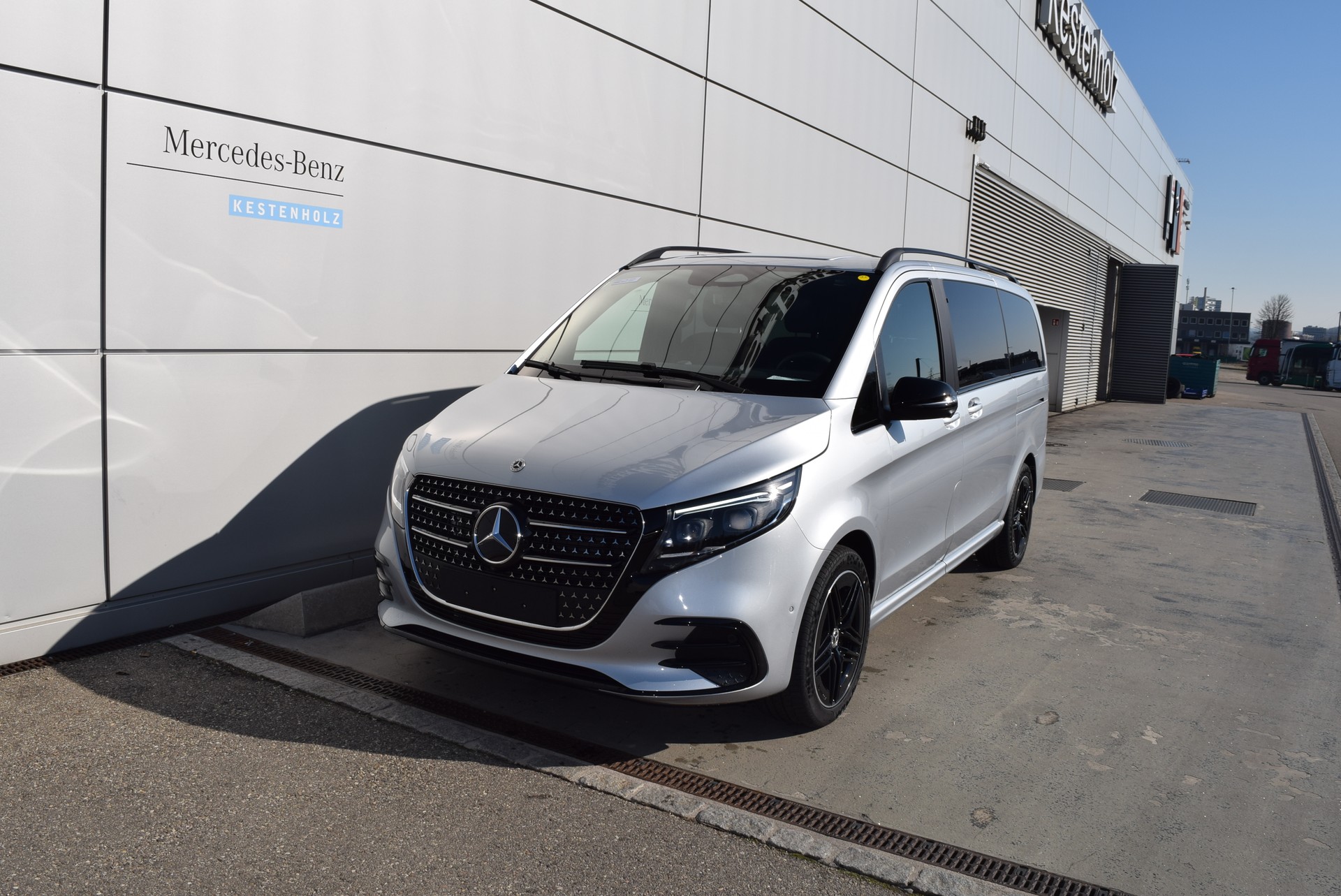 MERCEDES-BENZ V 300 d lang 4Matic Swiss Edition 9G-Tronic