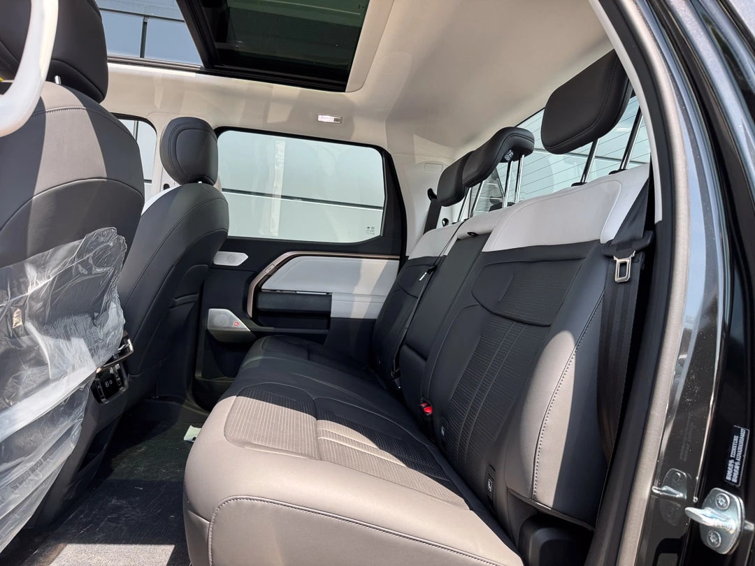 MAXUS eTerron 9 102kWh Premium-image-8