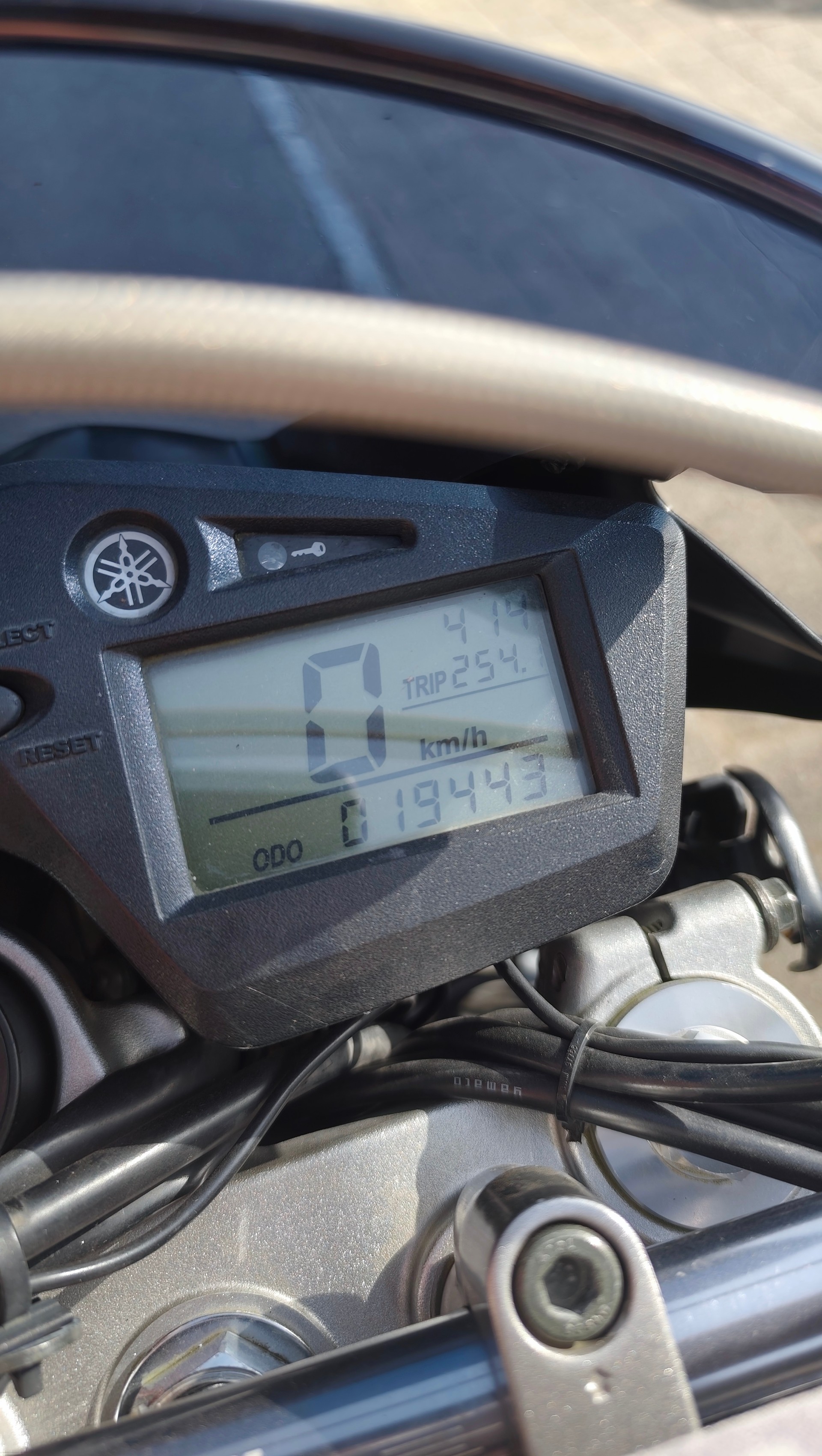 YAMAHA XT 660 X Supermotard (25kW)-image-4