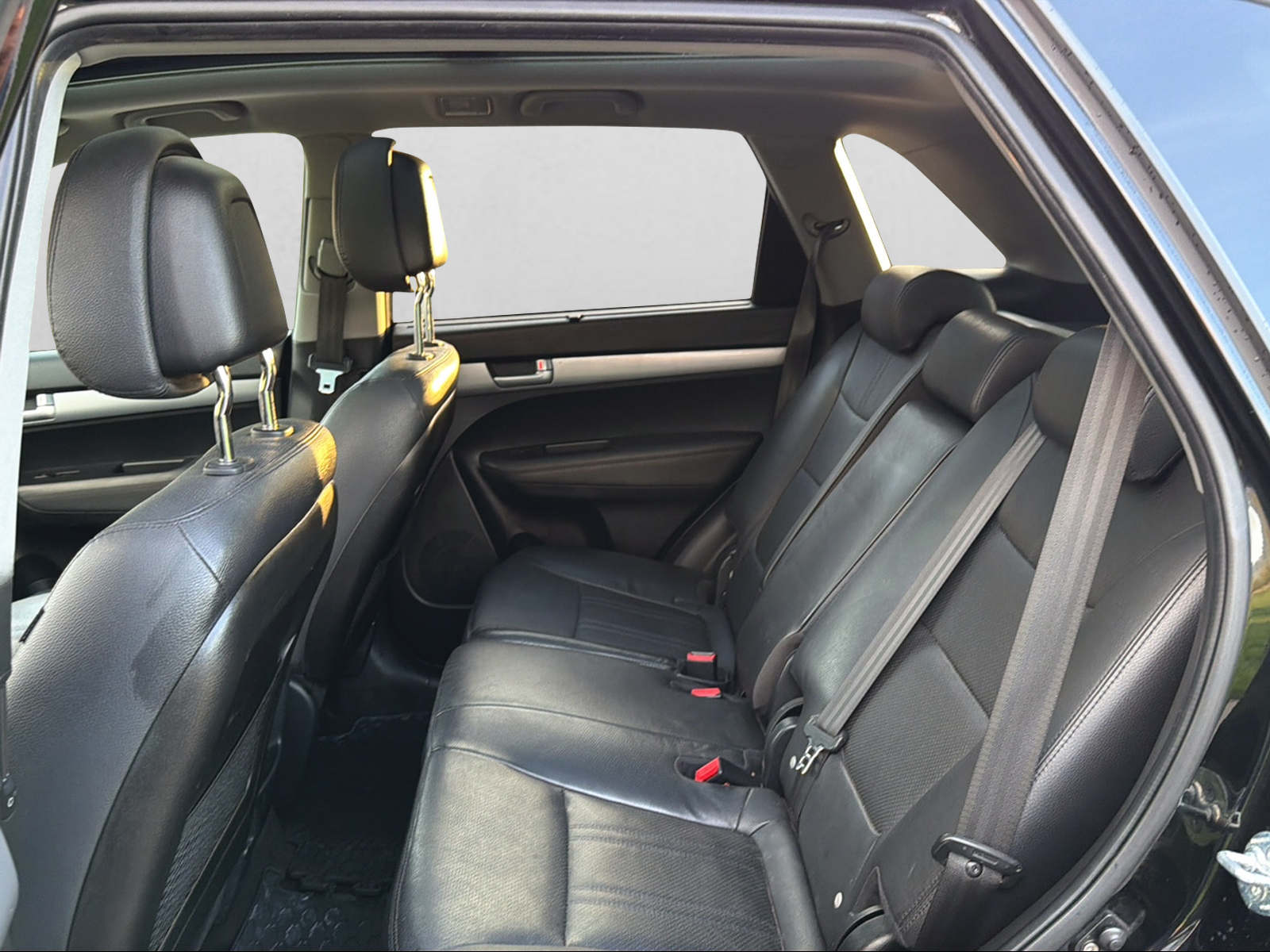 KIA Sorento 2.2 CRDI Style Automatic-image-14