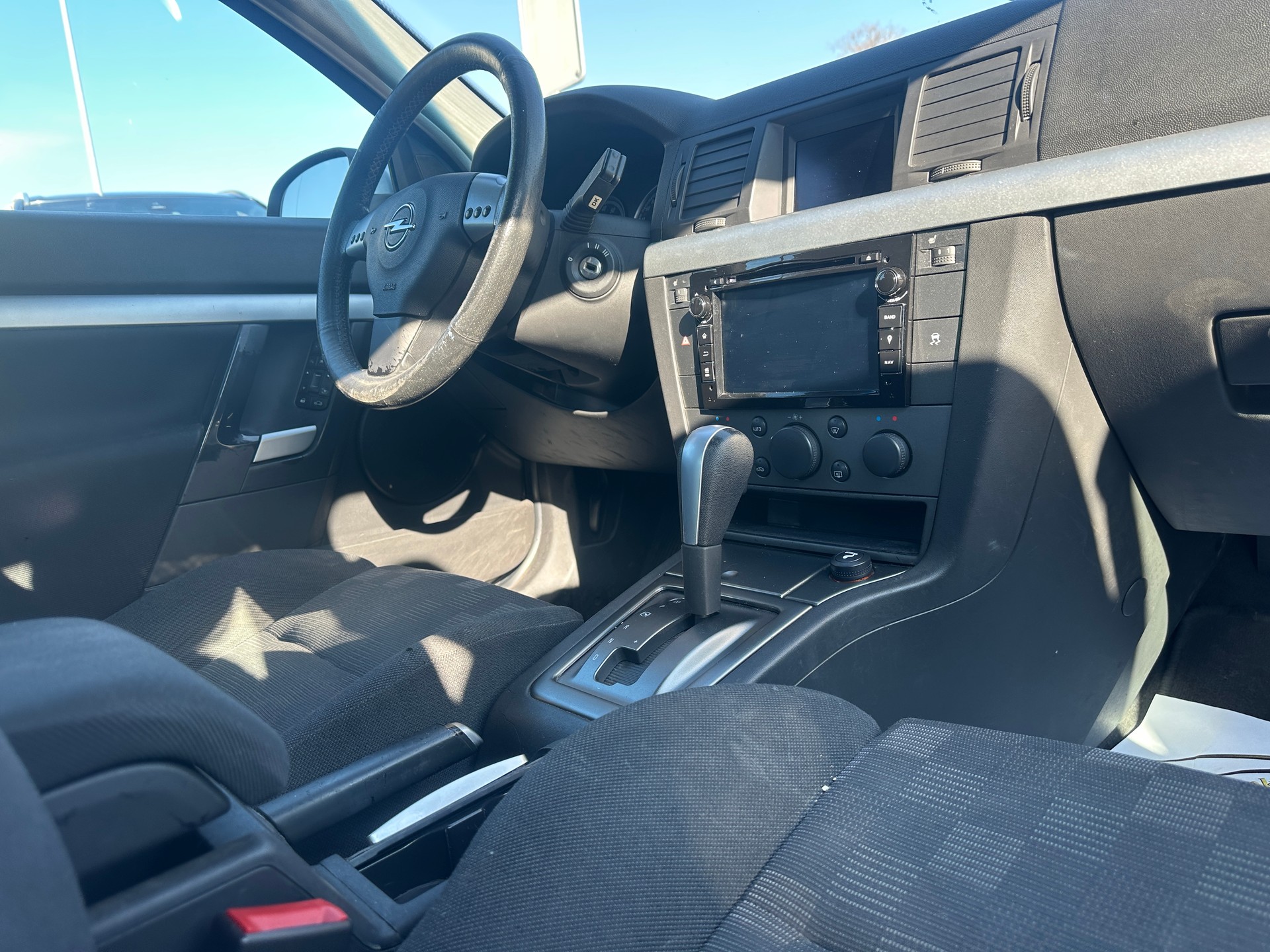 OPEL Vectra GTS 3.2 V6 Sport Automat-image-8
