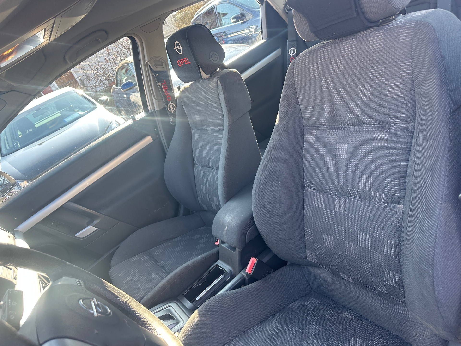 OPEL Vectra GTS 3.2 V6 Sport Automat-image-12