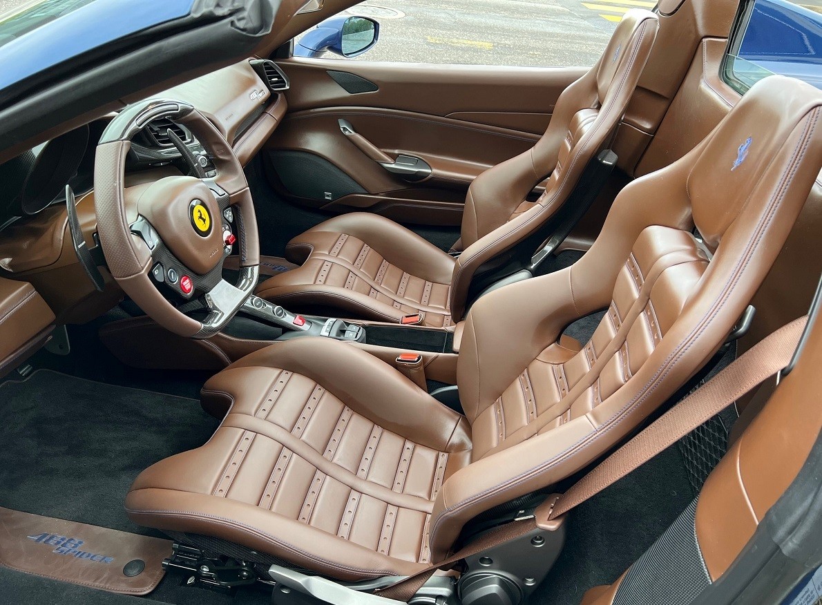 FERRARI 488 Spider 3.9 V8-image-12