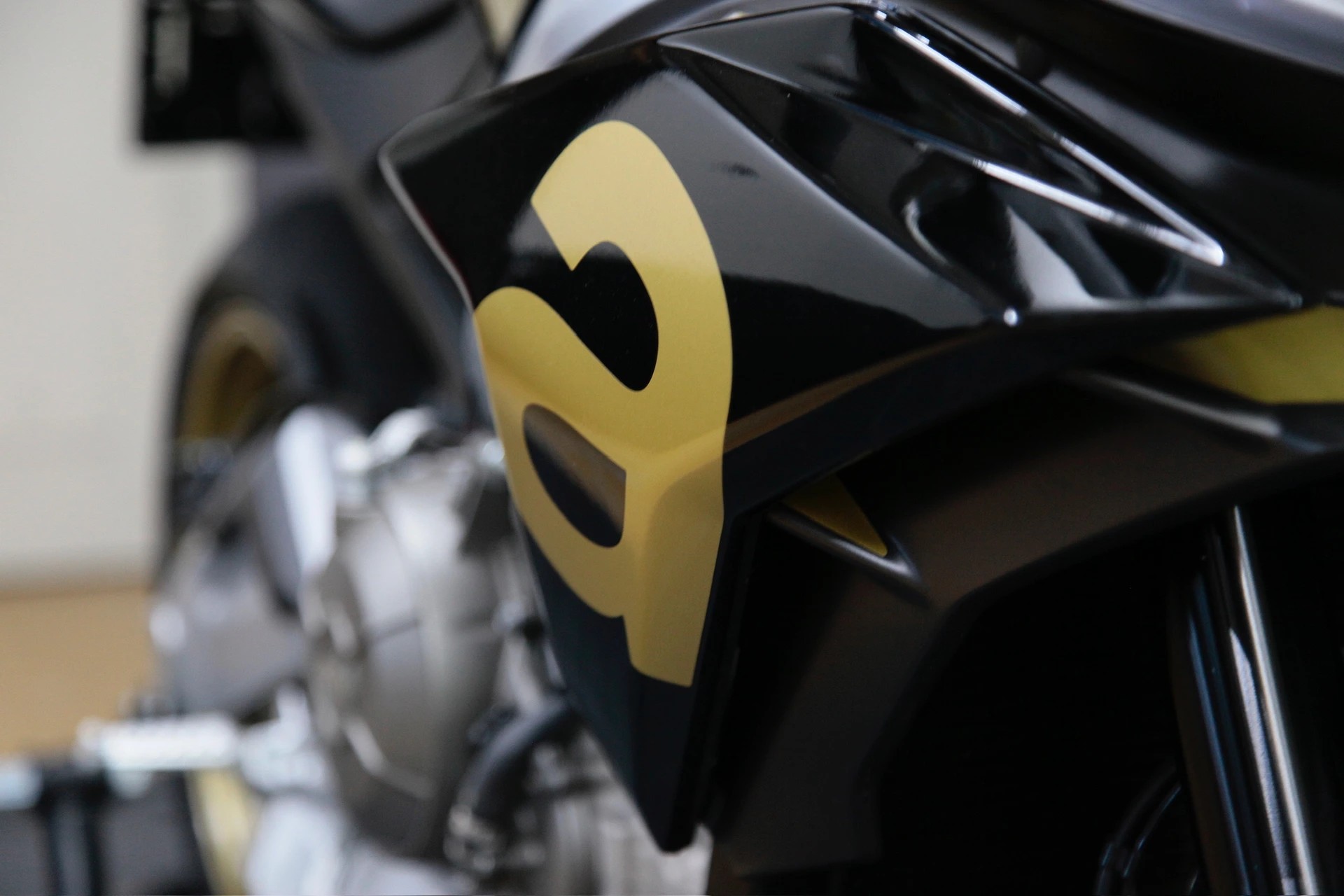 APRILIA Tuono 660 Factory Ultra Dark-image-7