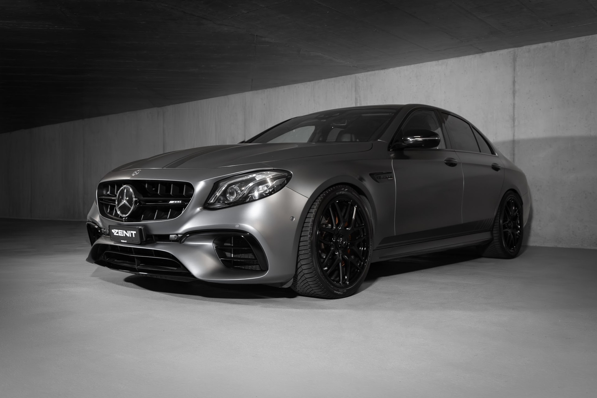 MERCEDES-BENZ E 63 AMG S Edition 1 4Matic Speedshift MCT-image-19