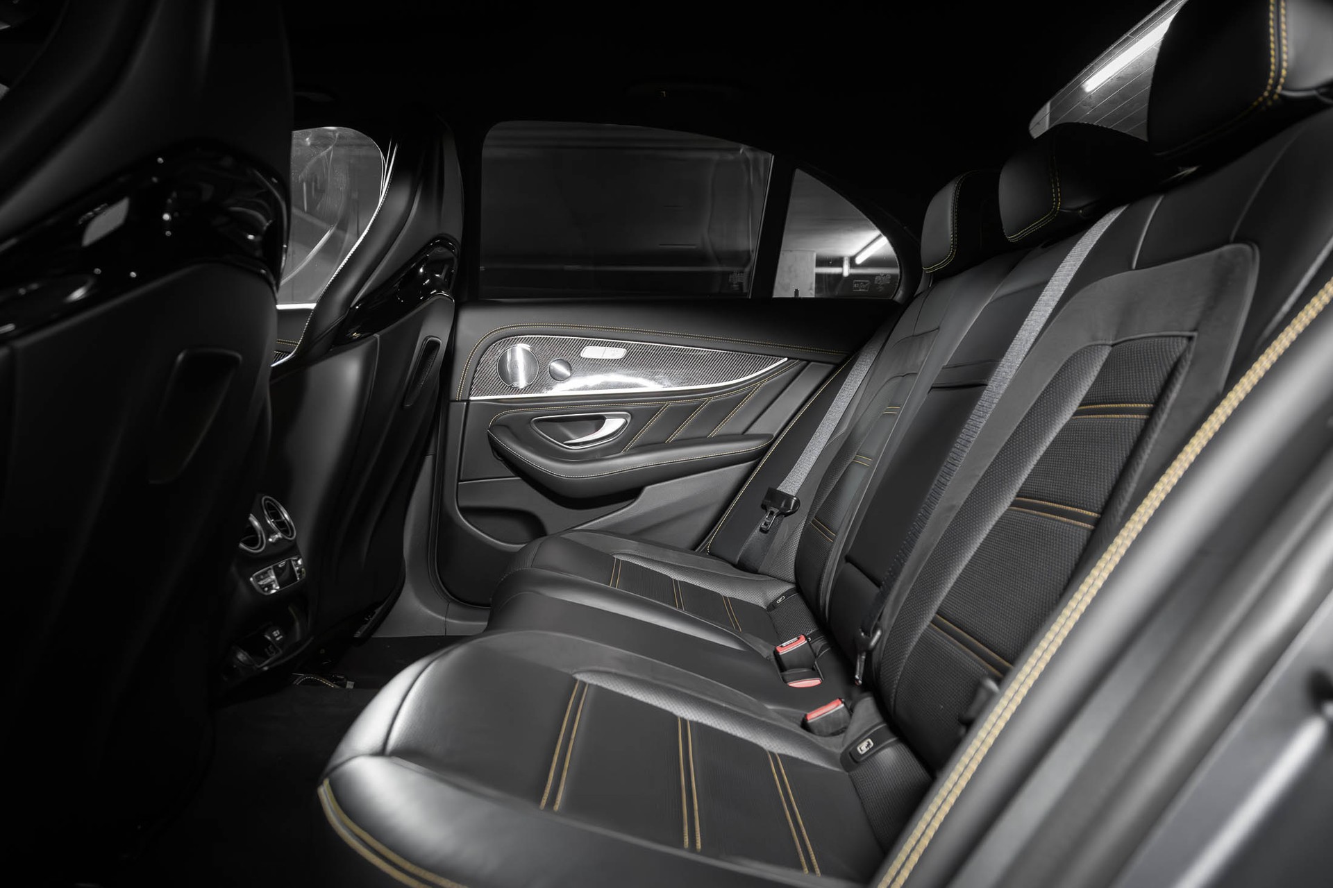 MERCEDES-BENZ E 63 AMG S Edition 1 4Matic Speedshift MCT-image-15