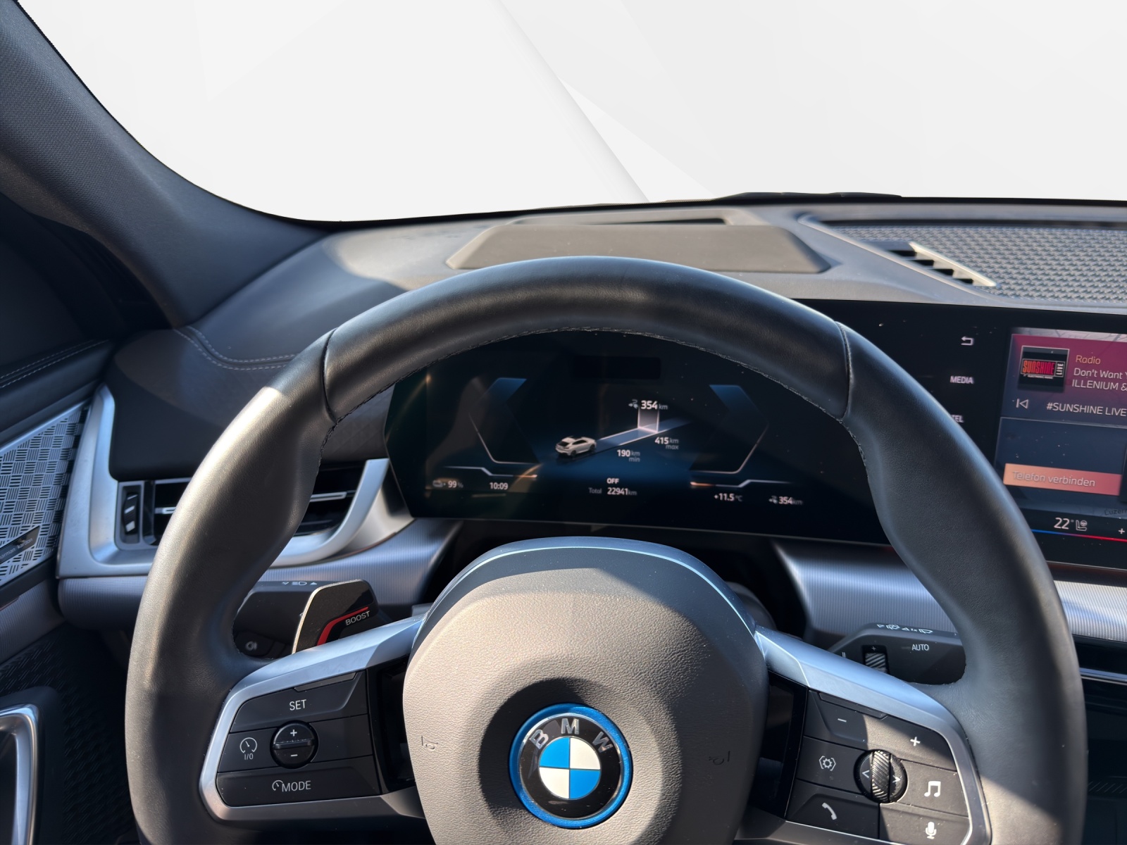 BMW iX2 xDrive 30 M Sport Pro-image-15
