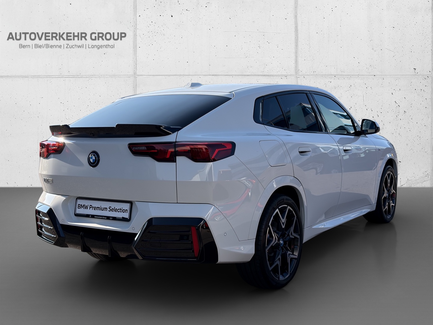 BMW iX2 xDrive 30 M Sport Pro-image-5