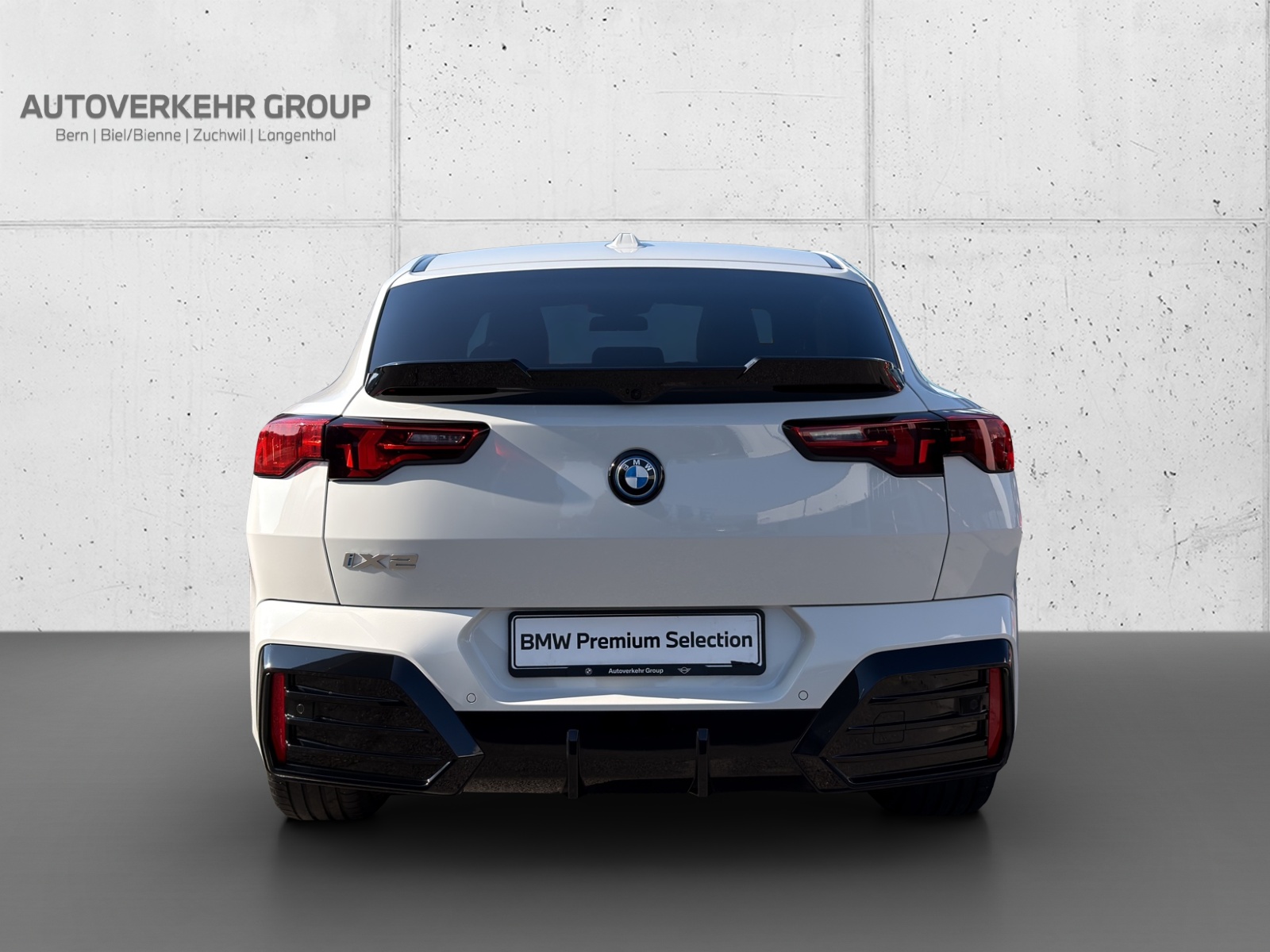 BMW iX2 xDrive 30 M Sport Pro-image-4