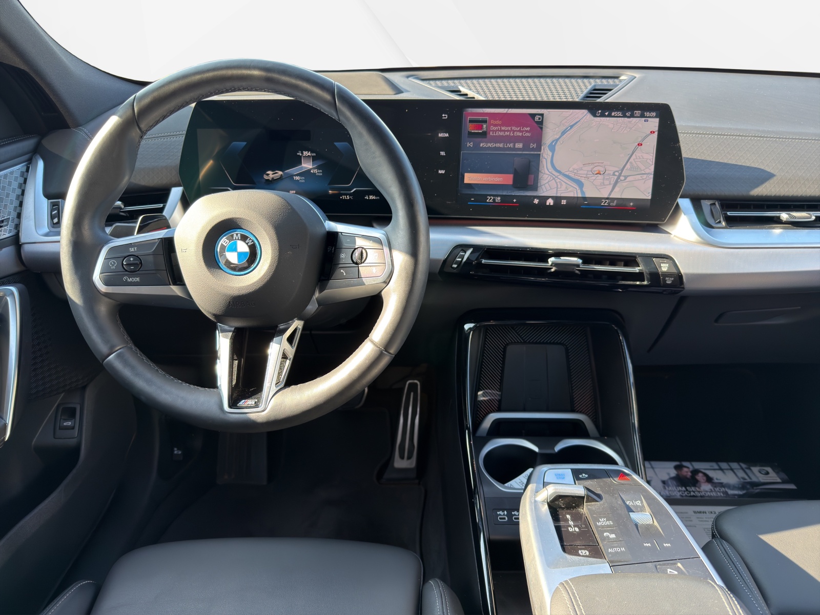 BMW iX2 xDrive 30 M Sport Pro-image-13