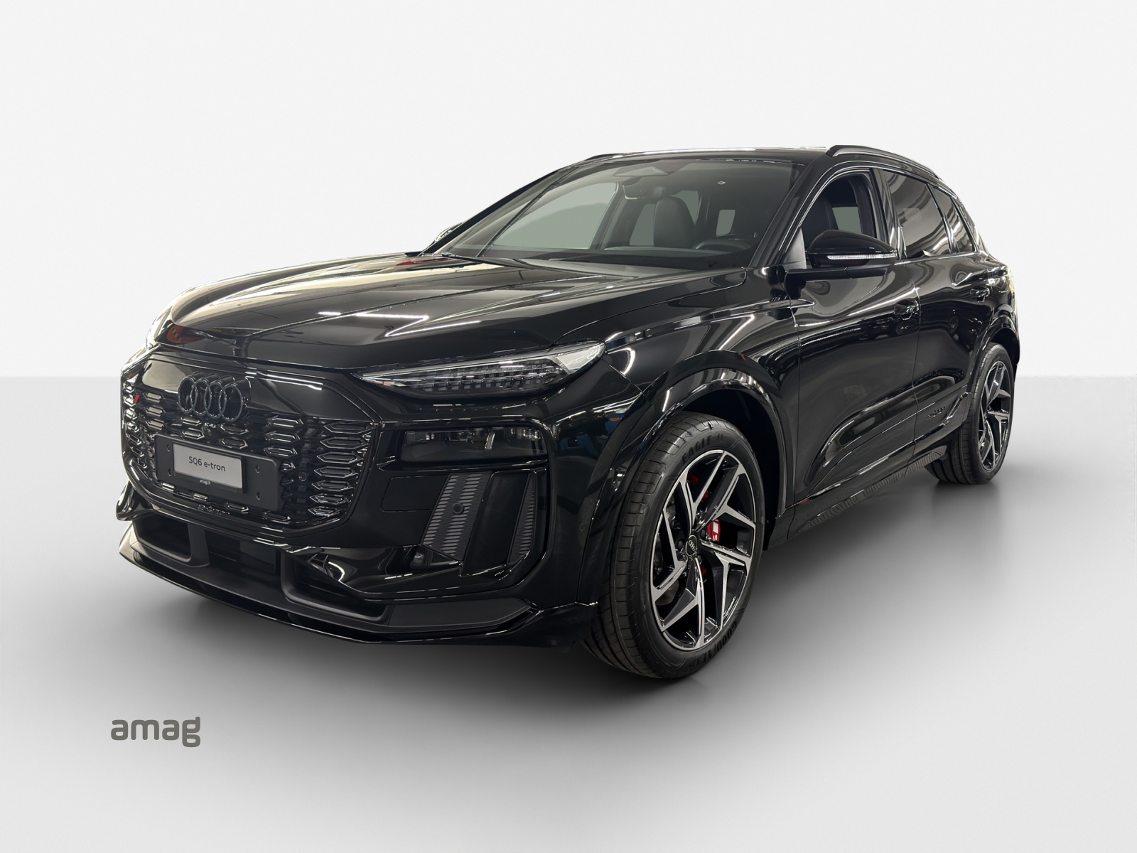 AUDI SQ6 e-tron quattro