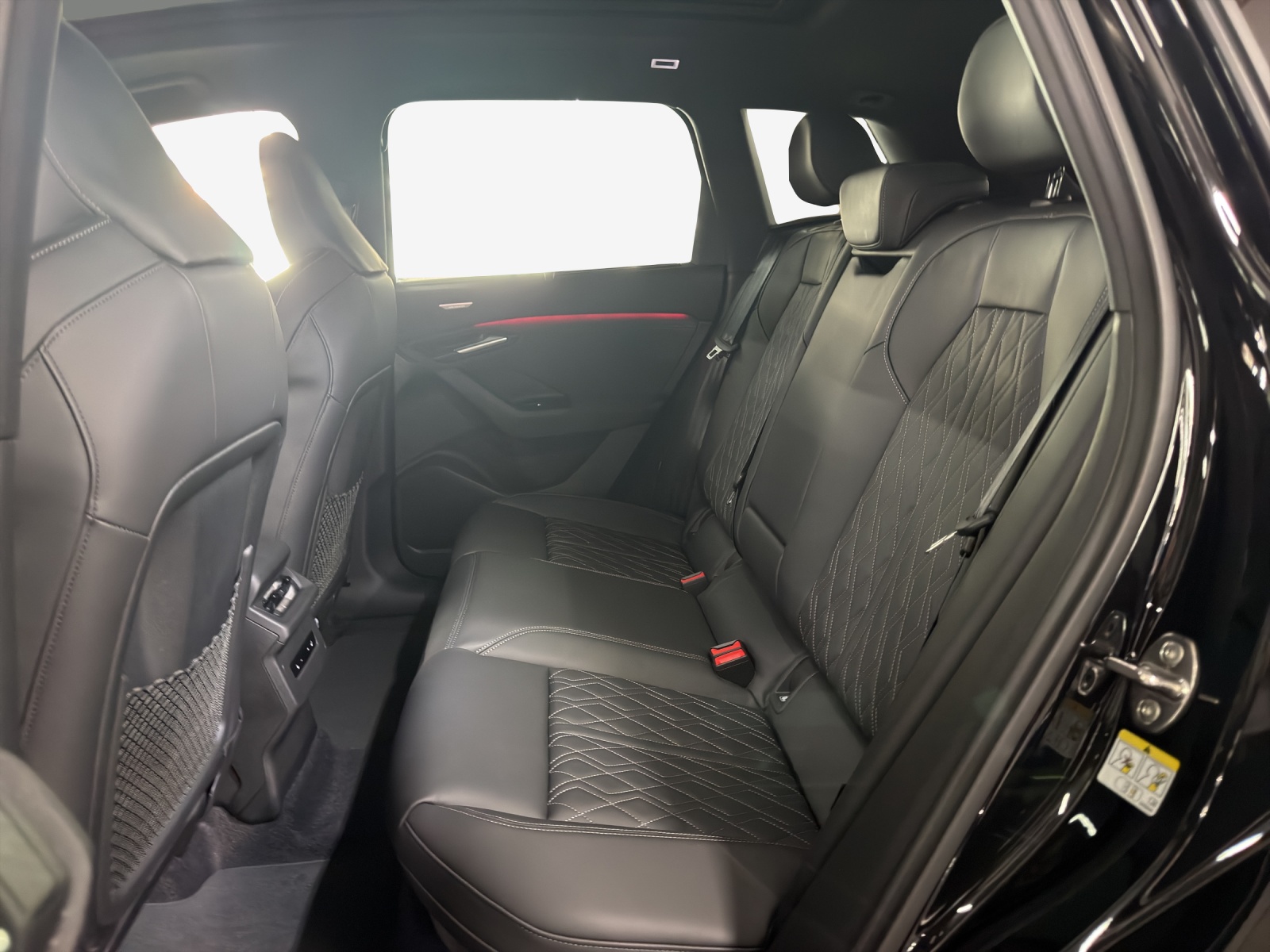 AUDI SQ6 e-tron quattro-image-11