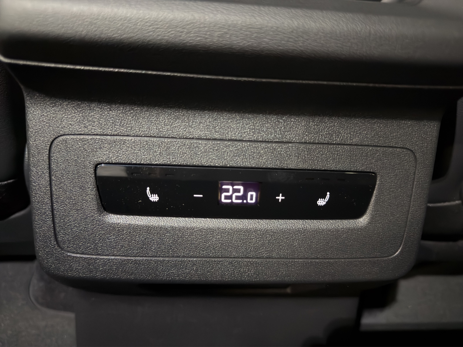 AUDI SQ6 e-tron quattro-image-13