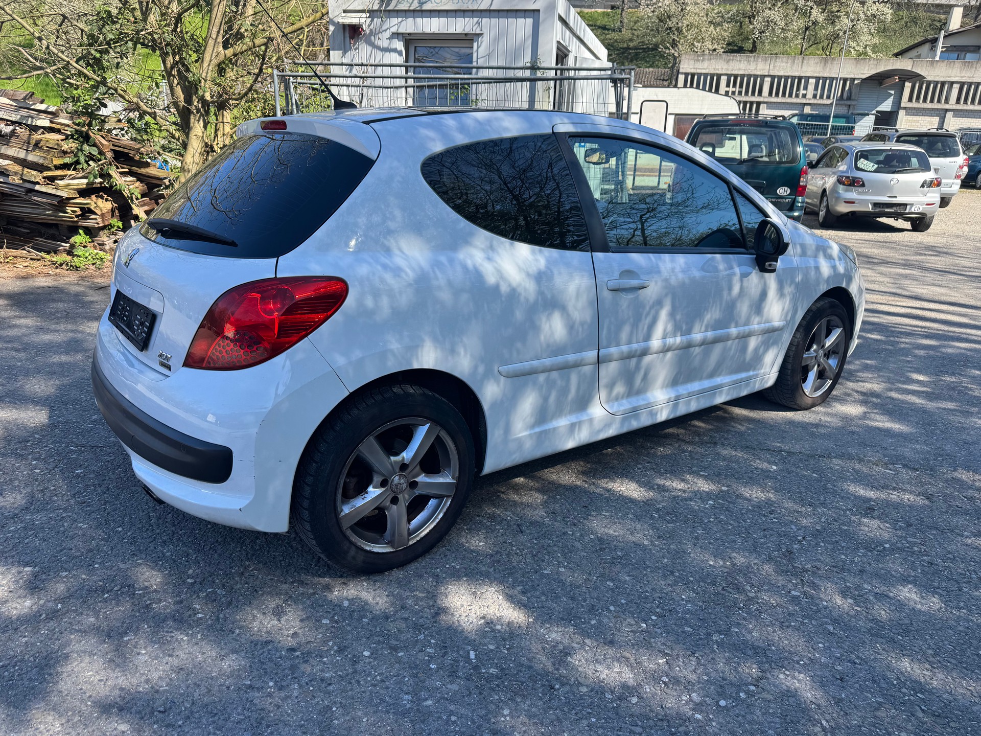 PEUGEOT 207 1.6 16V Turbo Sport-image-4