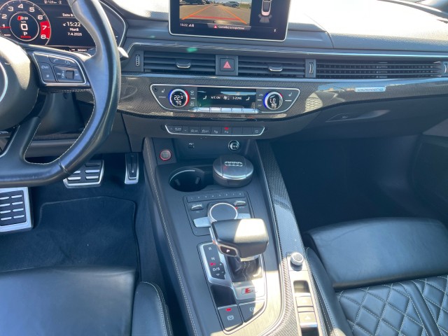 AUDI S5 Cabriolet 3.0 TFSI quattro tiptronic-image-14