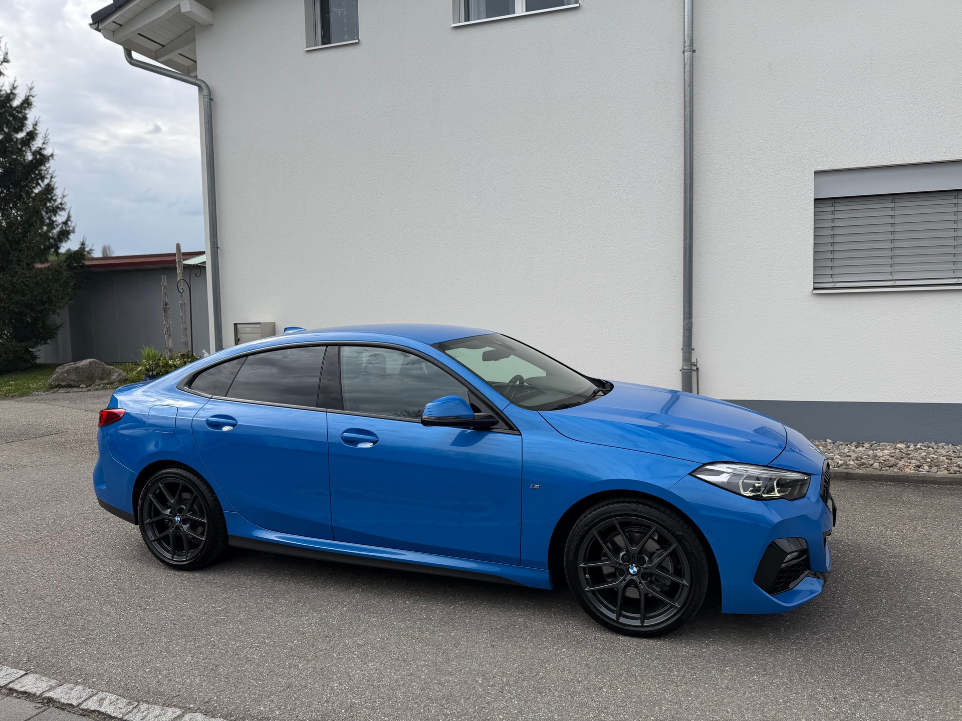 BMW 218d Gran Coupé Steptronic-showroom-element-3