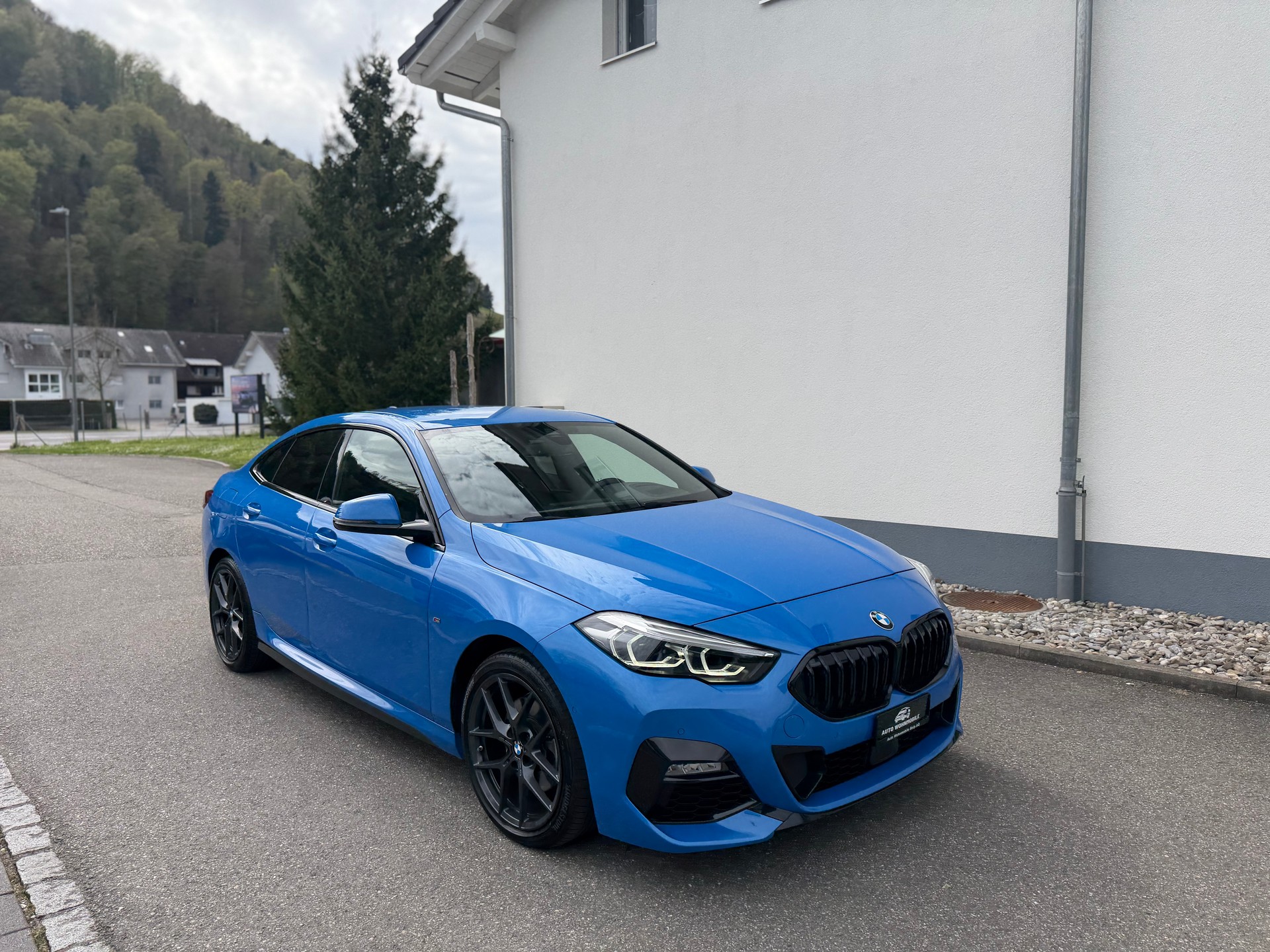 BMW 218d Gran Coupé Steptronic-showroom-element-1