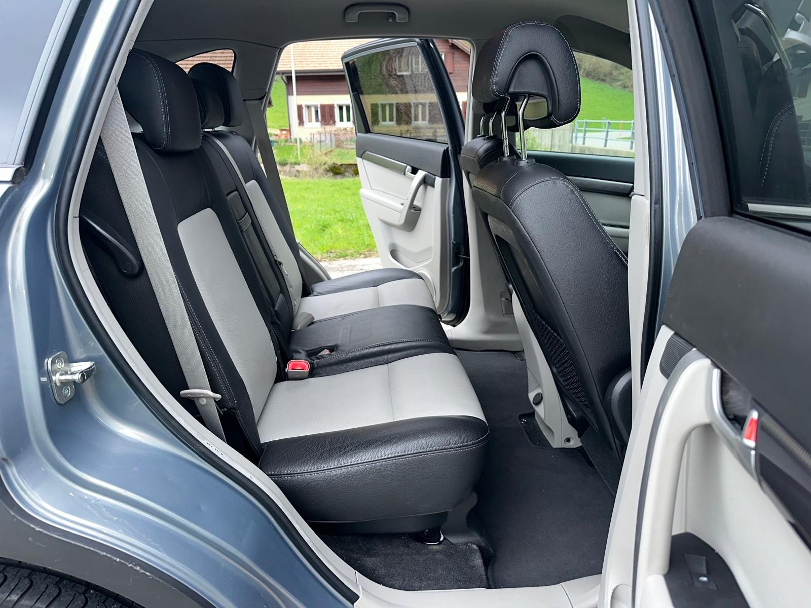 CHEVROLET Captiva 2.2 VCDi LTZ 4WD Automatic-image-7