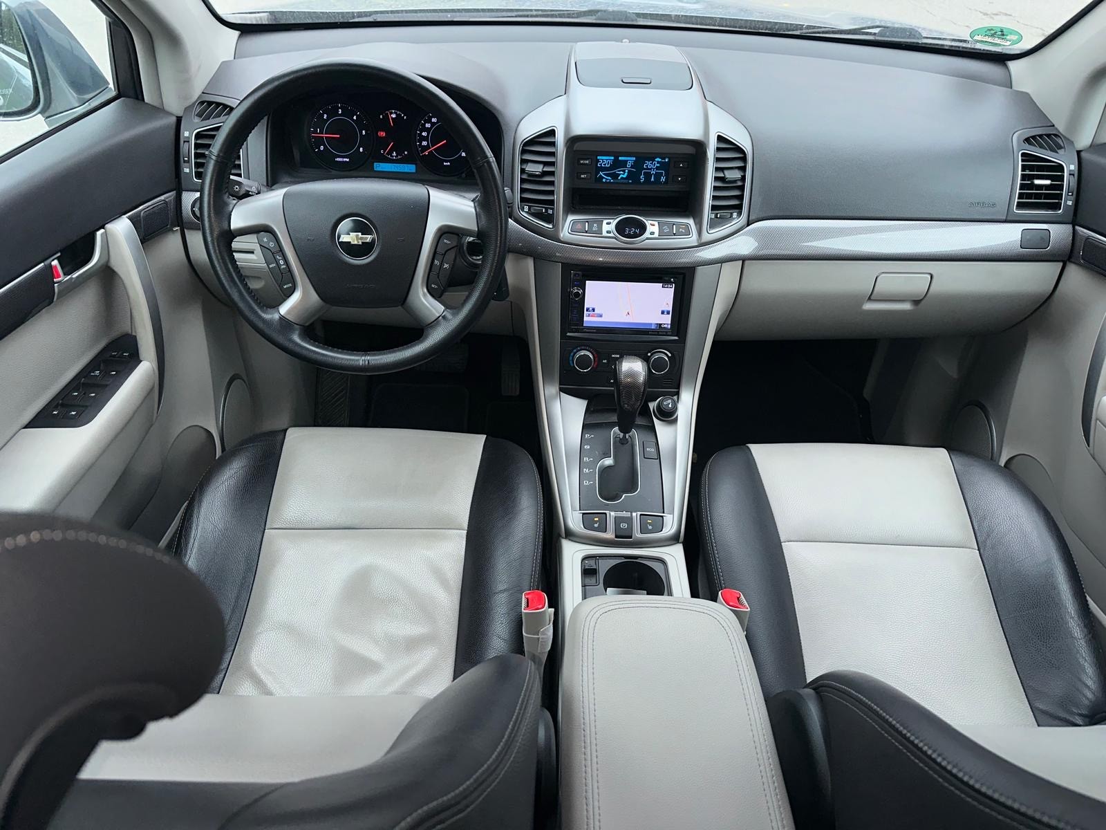 CHEVROLET Captiva 2.2 VCDi LTZ 4WD Automatic-image-5