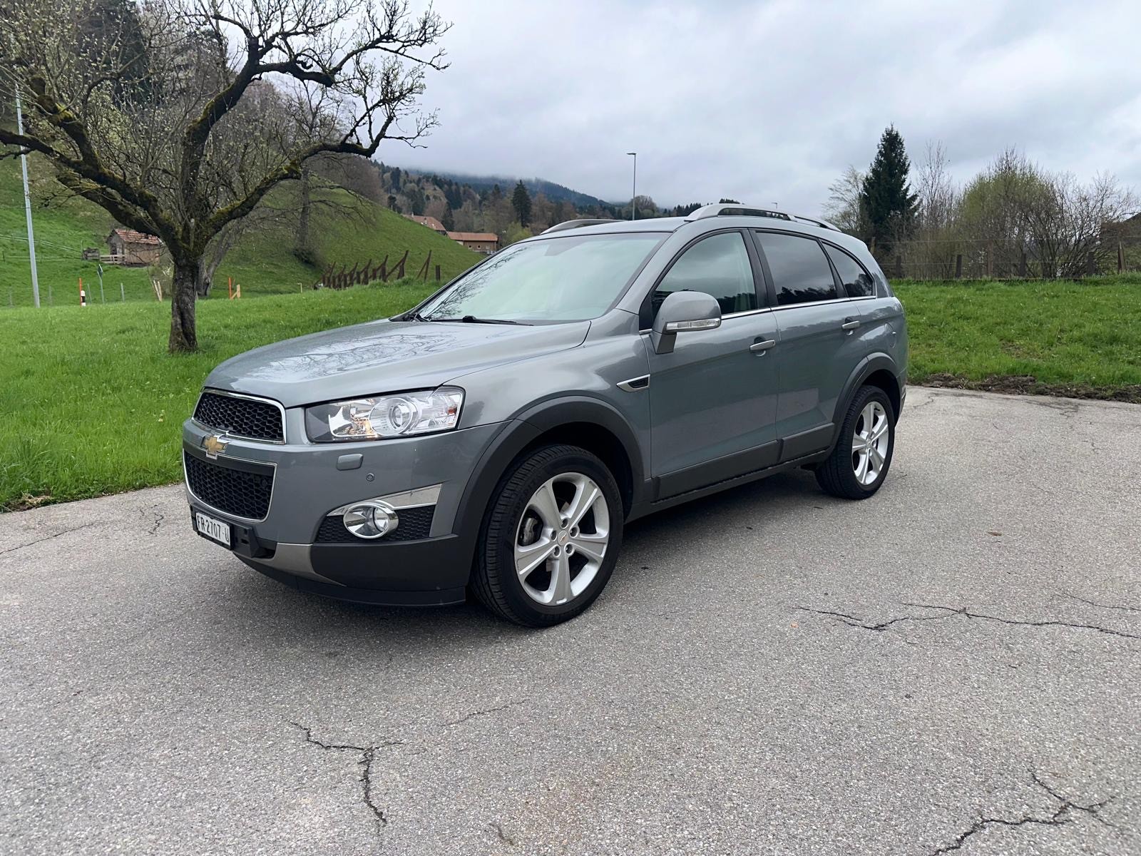 CHEVROLET Captiva 2.2 VCDi LTZ 4WD Automatic-image-1