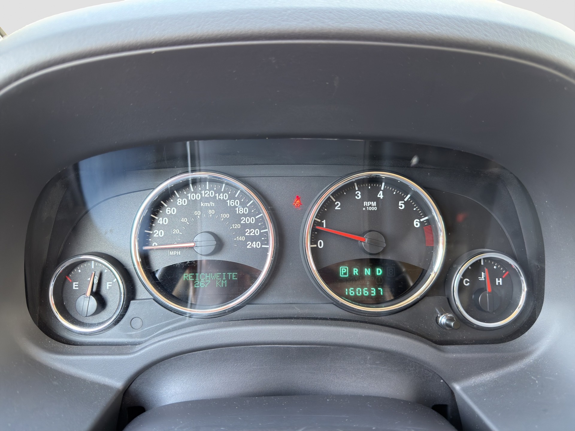 JEEP Compass 2.4 Limited Automatic-image-11