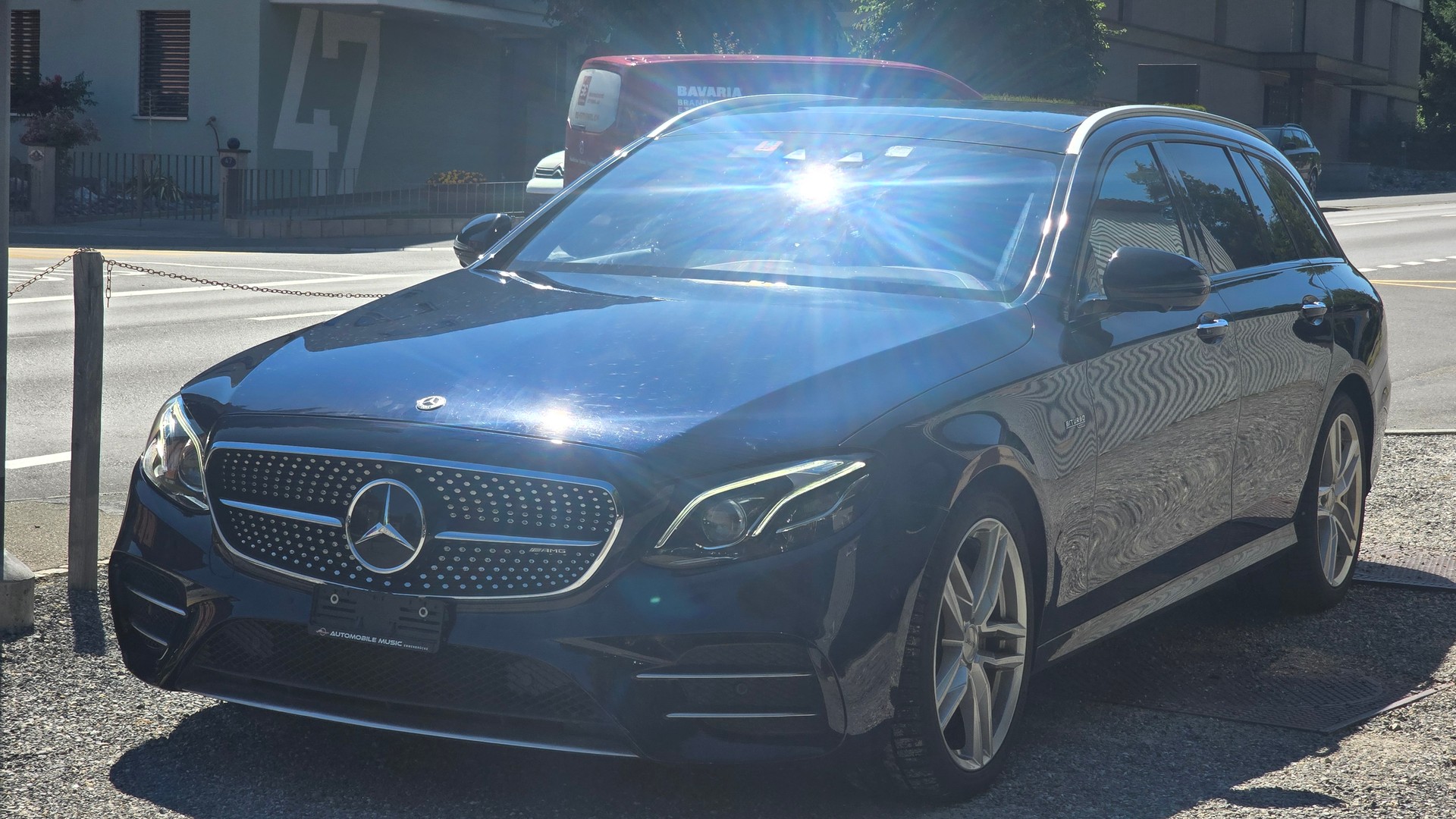 MERCEDES-BENZ E 43 AMG 4 Matic 9G-Tronic-showroom-element-1