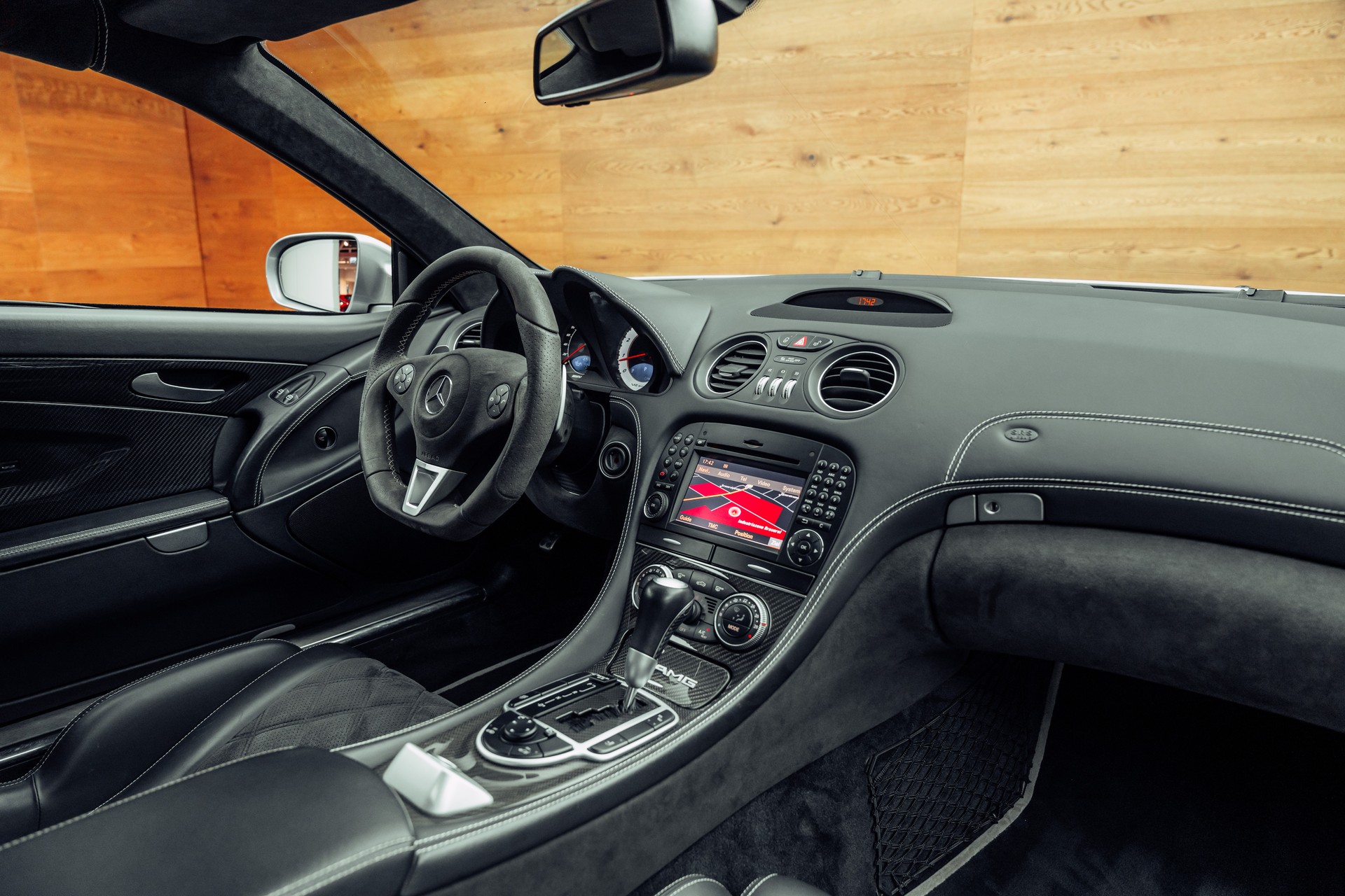 MERCEDES-BENZ SL 65 AMG Black Series Speedshift-image-5