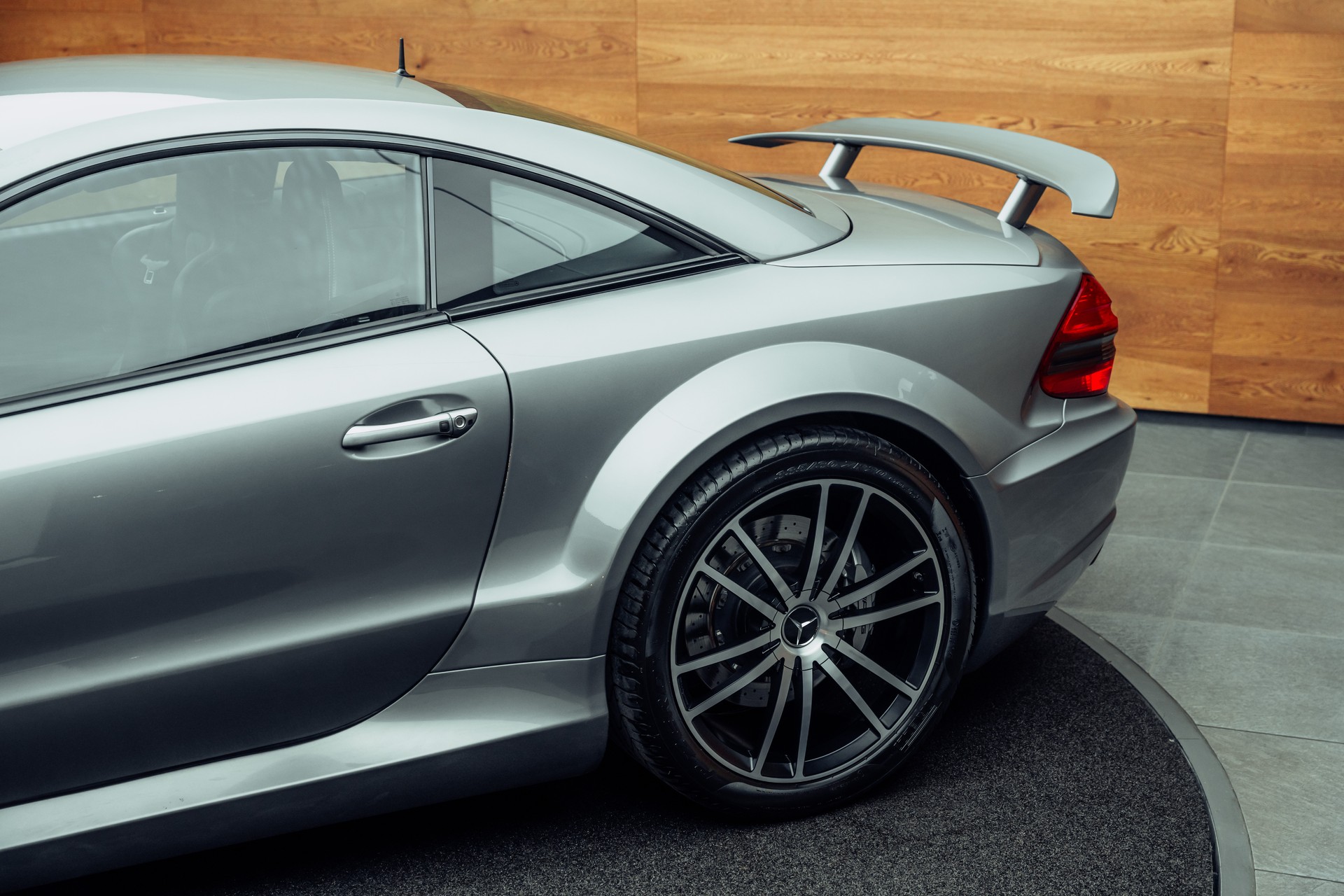 MERCEDES-BENZ SL 65 AMG Black Series Speedshift-image-28