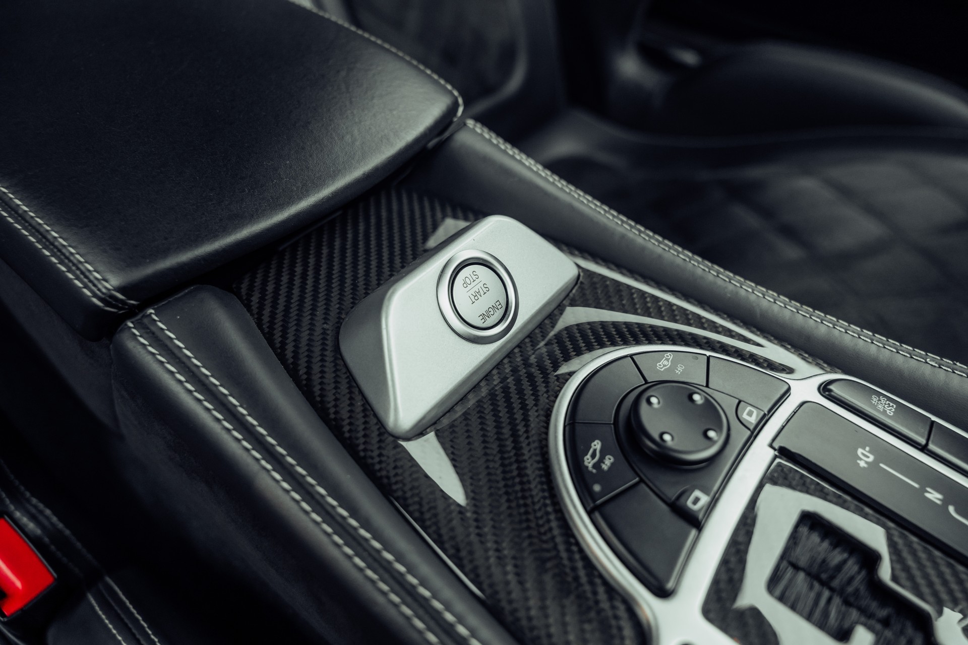 MERCEDES-BENZ SL 65 AMG Black Series Speedshift-image-13