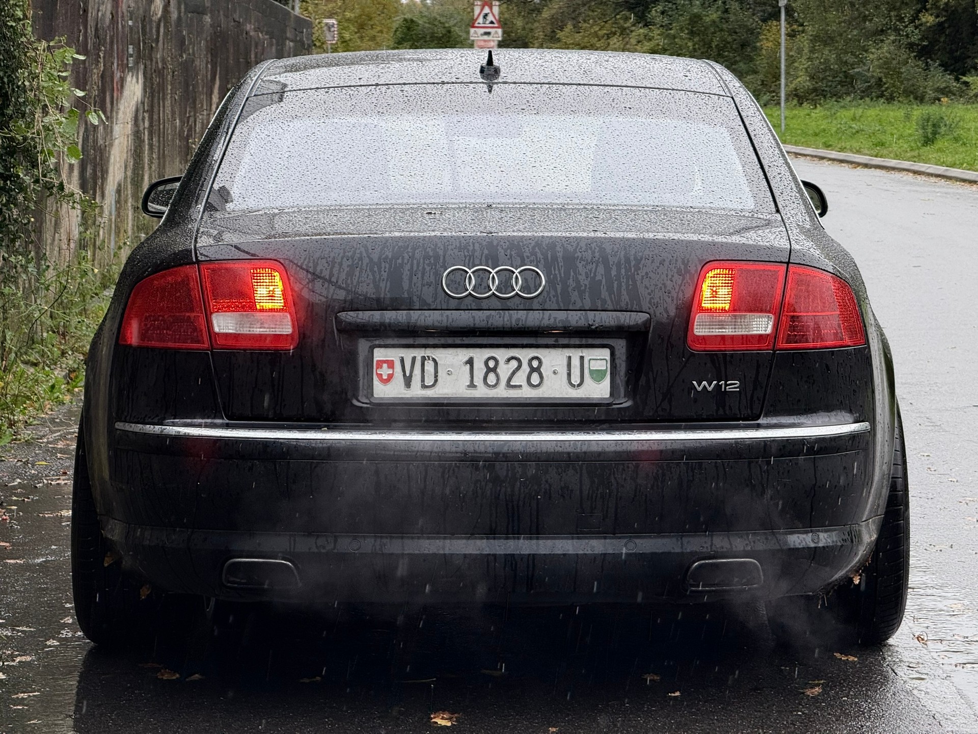 AUDI A8 6.0 quattro tiptronic-image-9