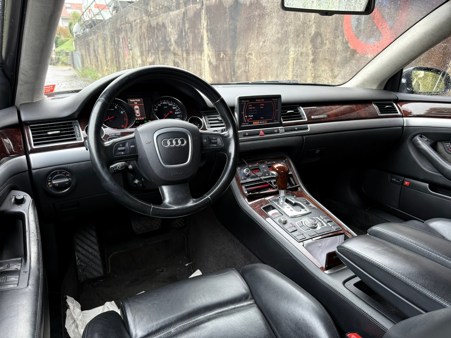 AUDI A8 6.0 quattro tiptronic-image-11