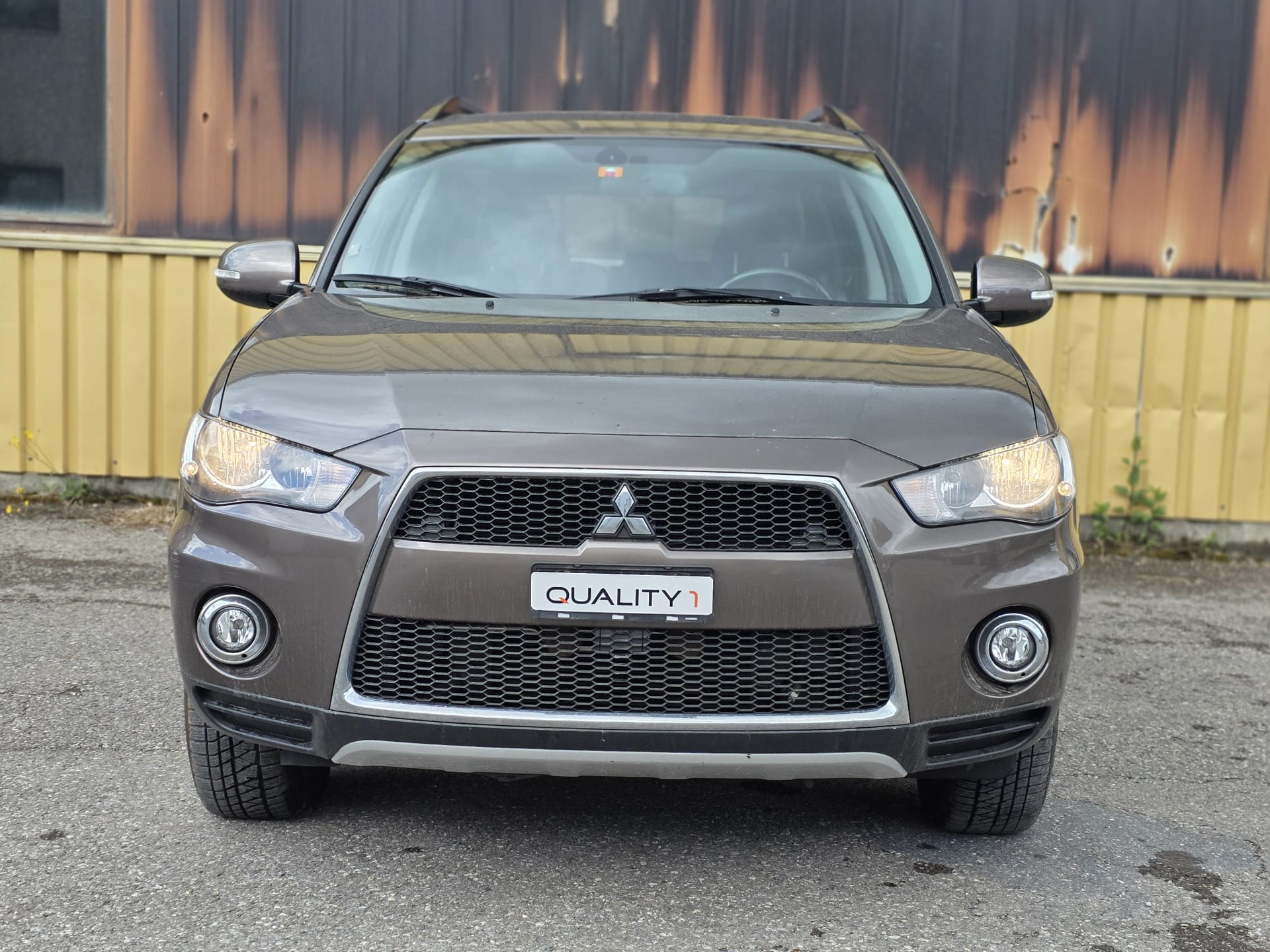 MITSUBISHI Outlander 2.2 DID Jubilé35 4WD-image-1