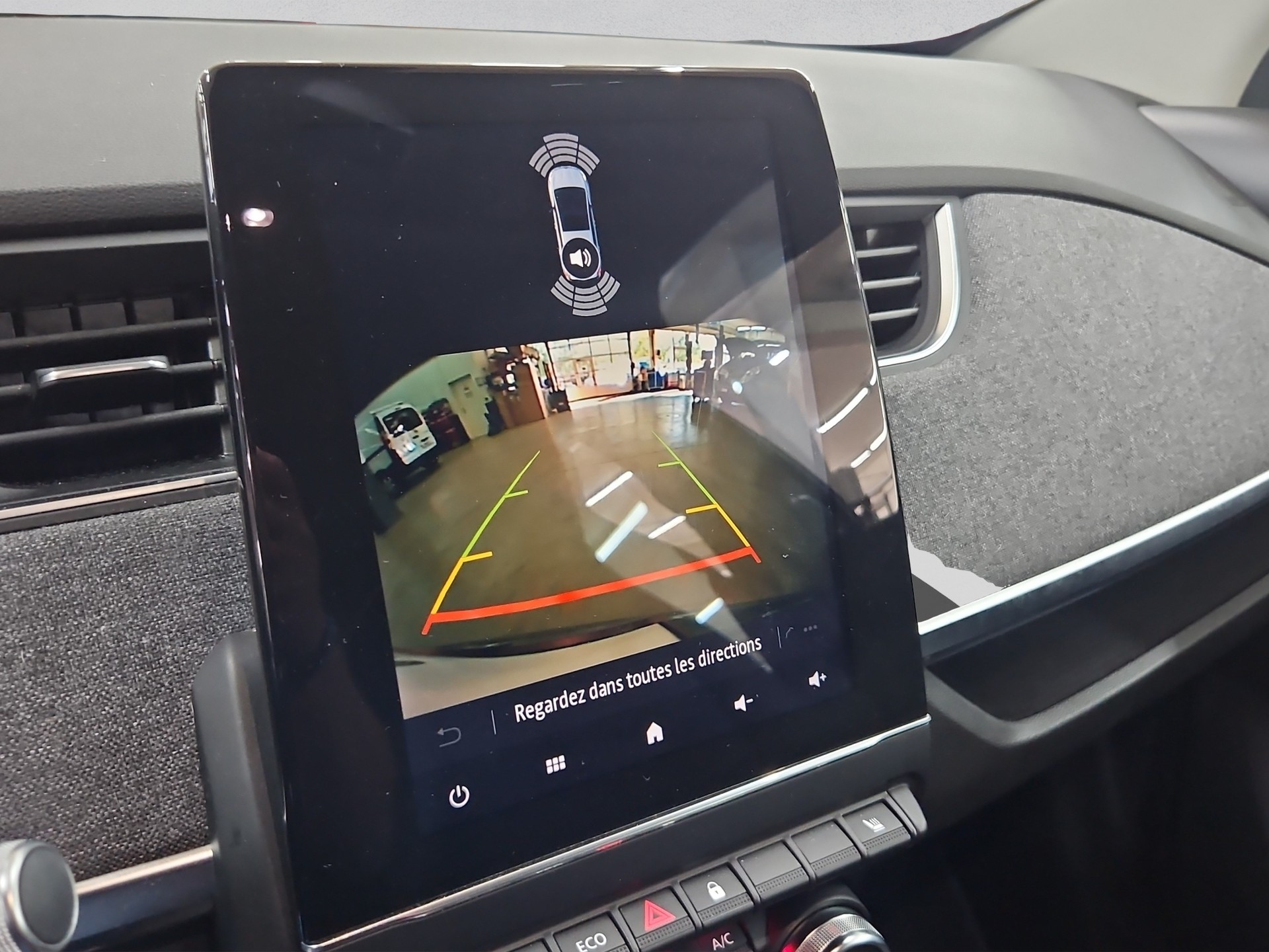 RENAULT Zoe Intens R135 (incl. Batterie)-image-12
