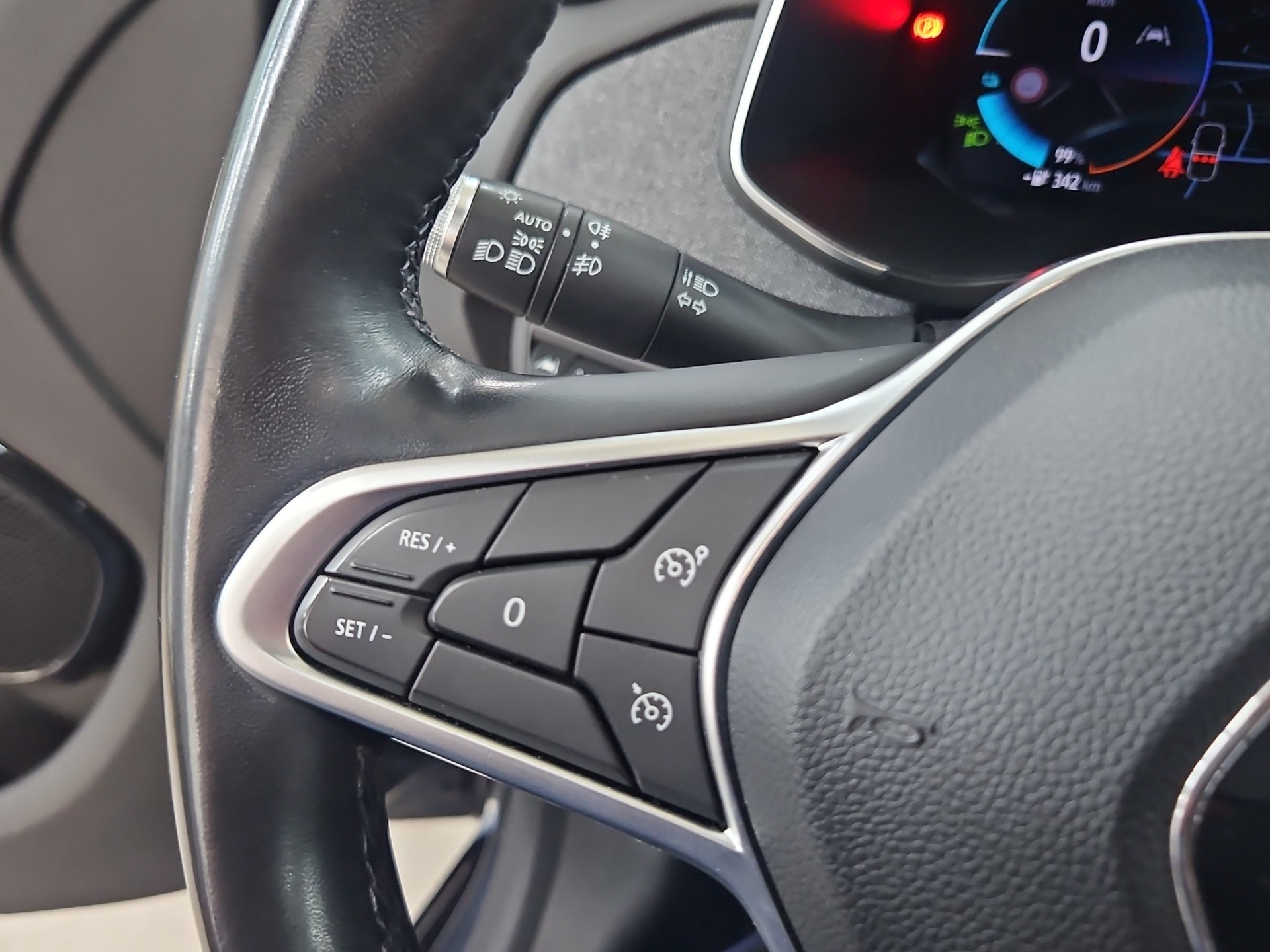 RENAULT Zoe Intens R135 (incl. Batterie)-image-22