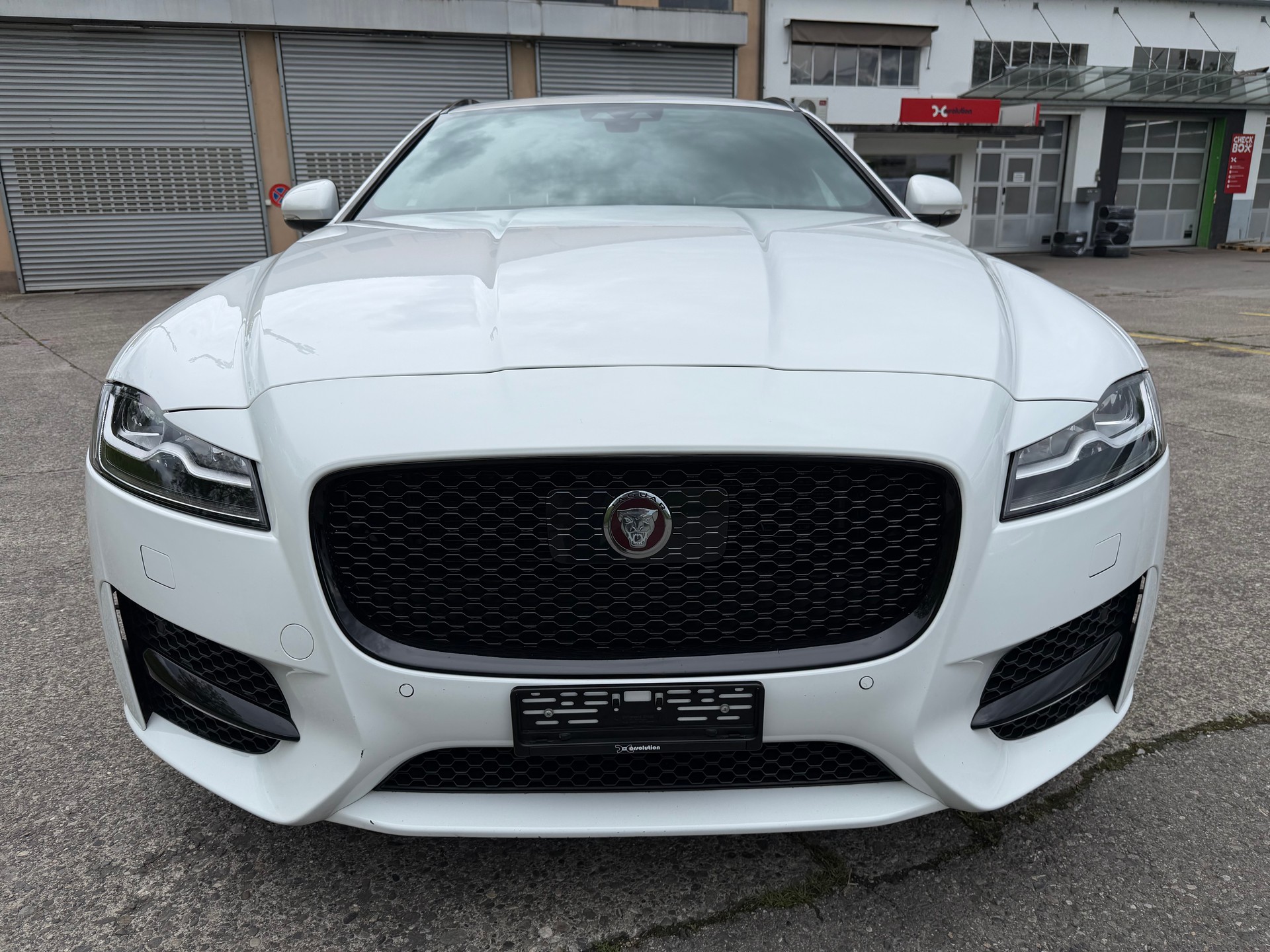 JAGUAR Sportbracke 2.0D R-Sport-image-7