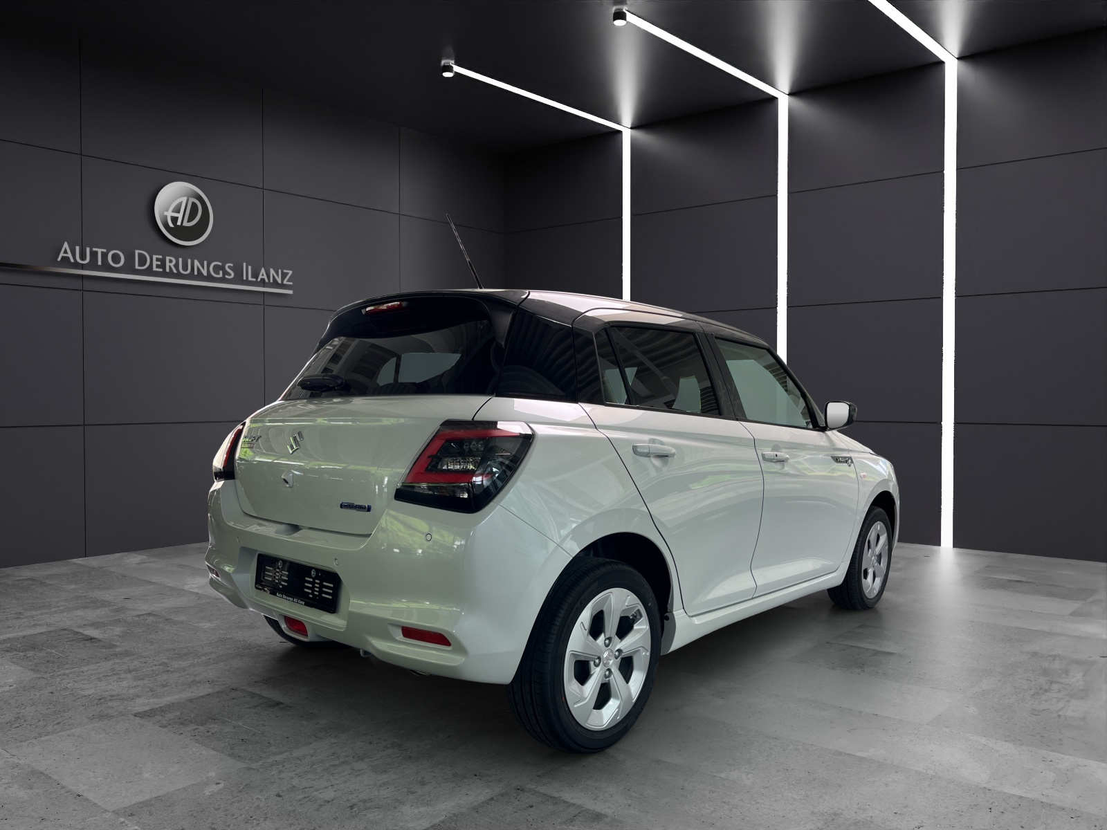 SUZUKI Swift 1.2 Sakura Hybrid 4x4-showroom-element-3