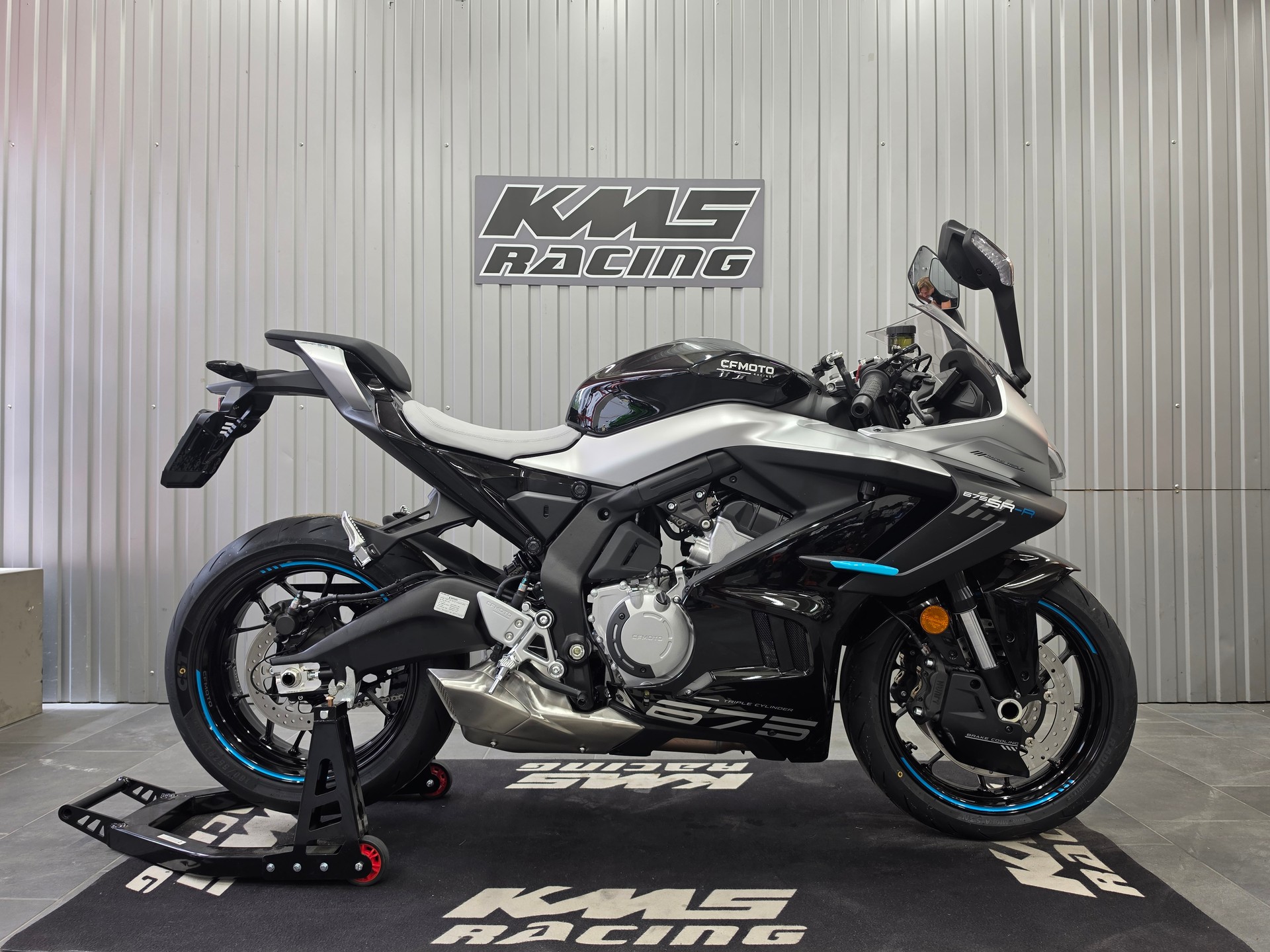 CF MOTO 675 SR-R (35 kW)-image-0