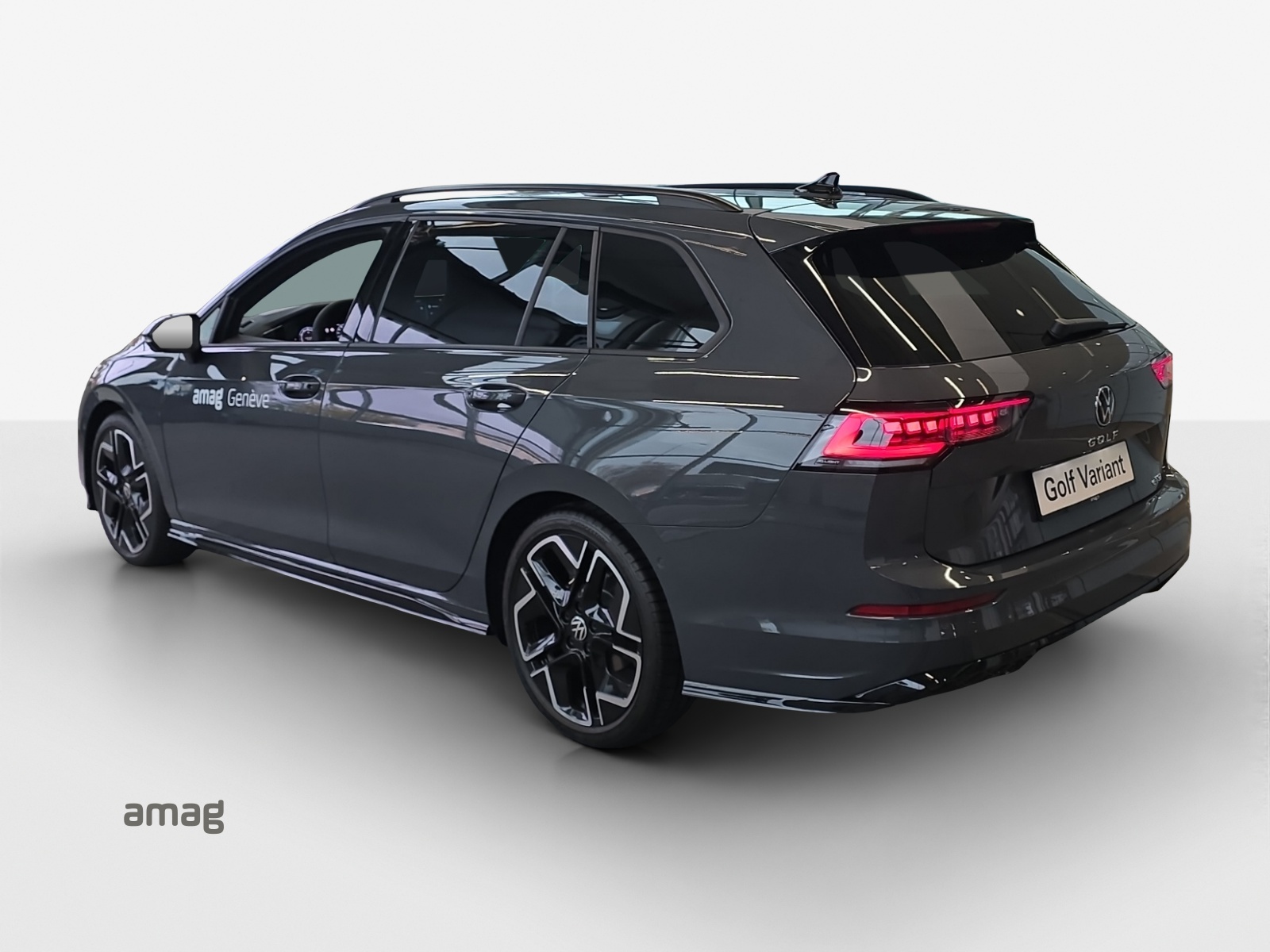 VW Golf Variant 1.5 eTSI mHEV R-Line-showroom-element-2