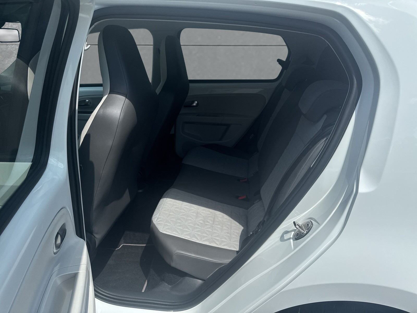 VW Up 1.0 TSI BMT beats-image-9