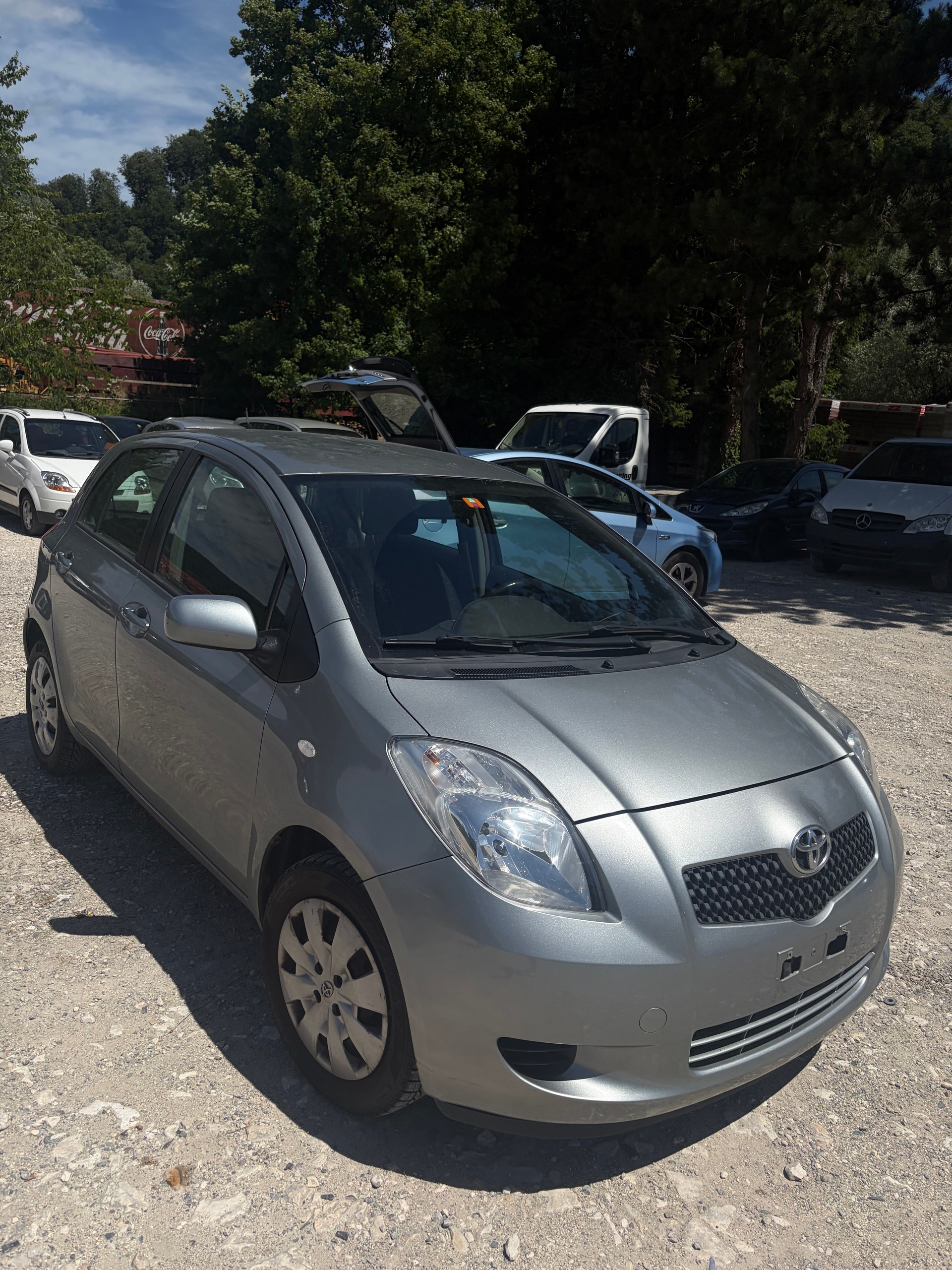 TOYOTA Yaris 1.0 Linea Luna-image-8
